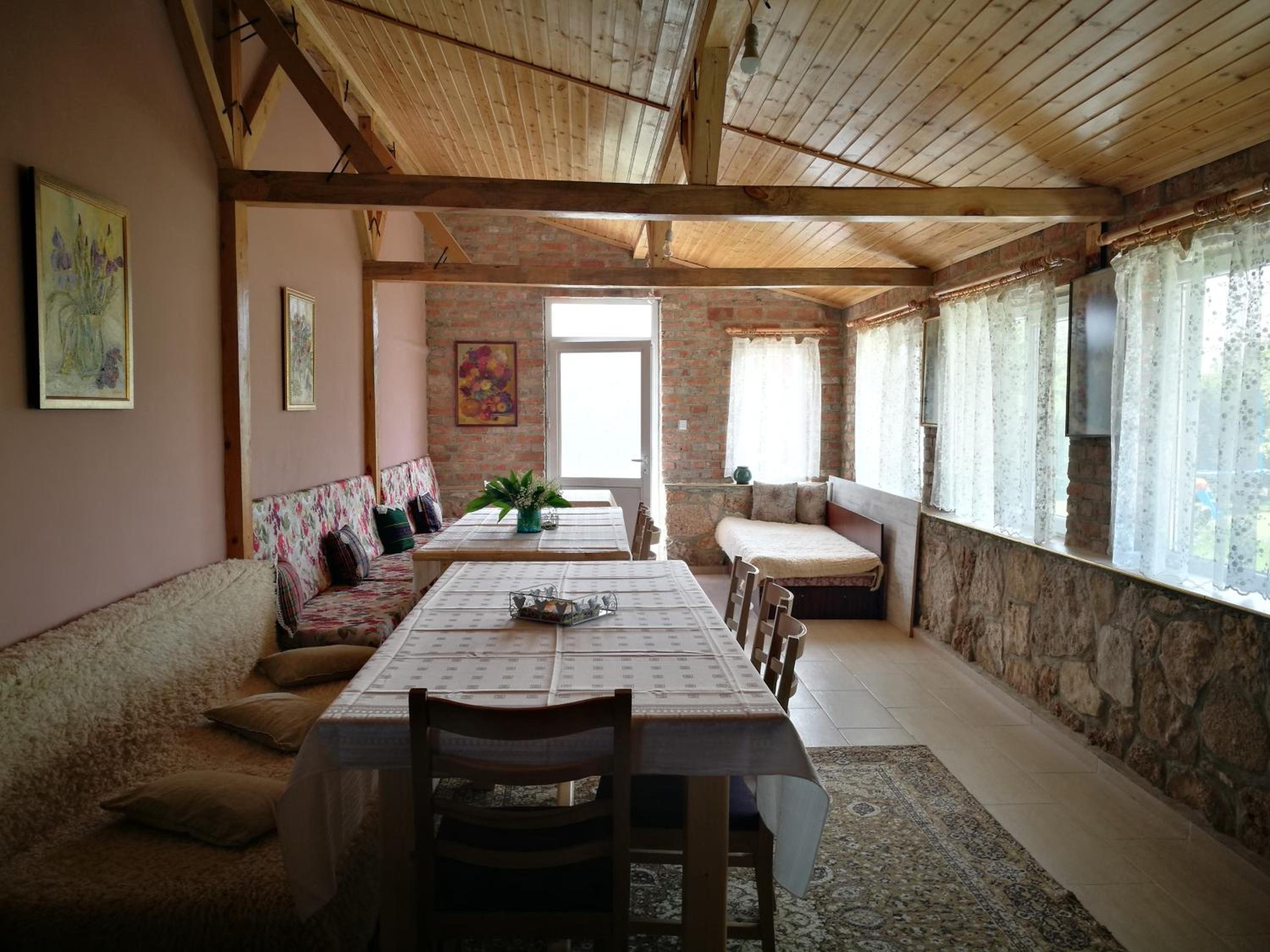 Guest House Ezerets