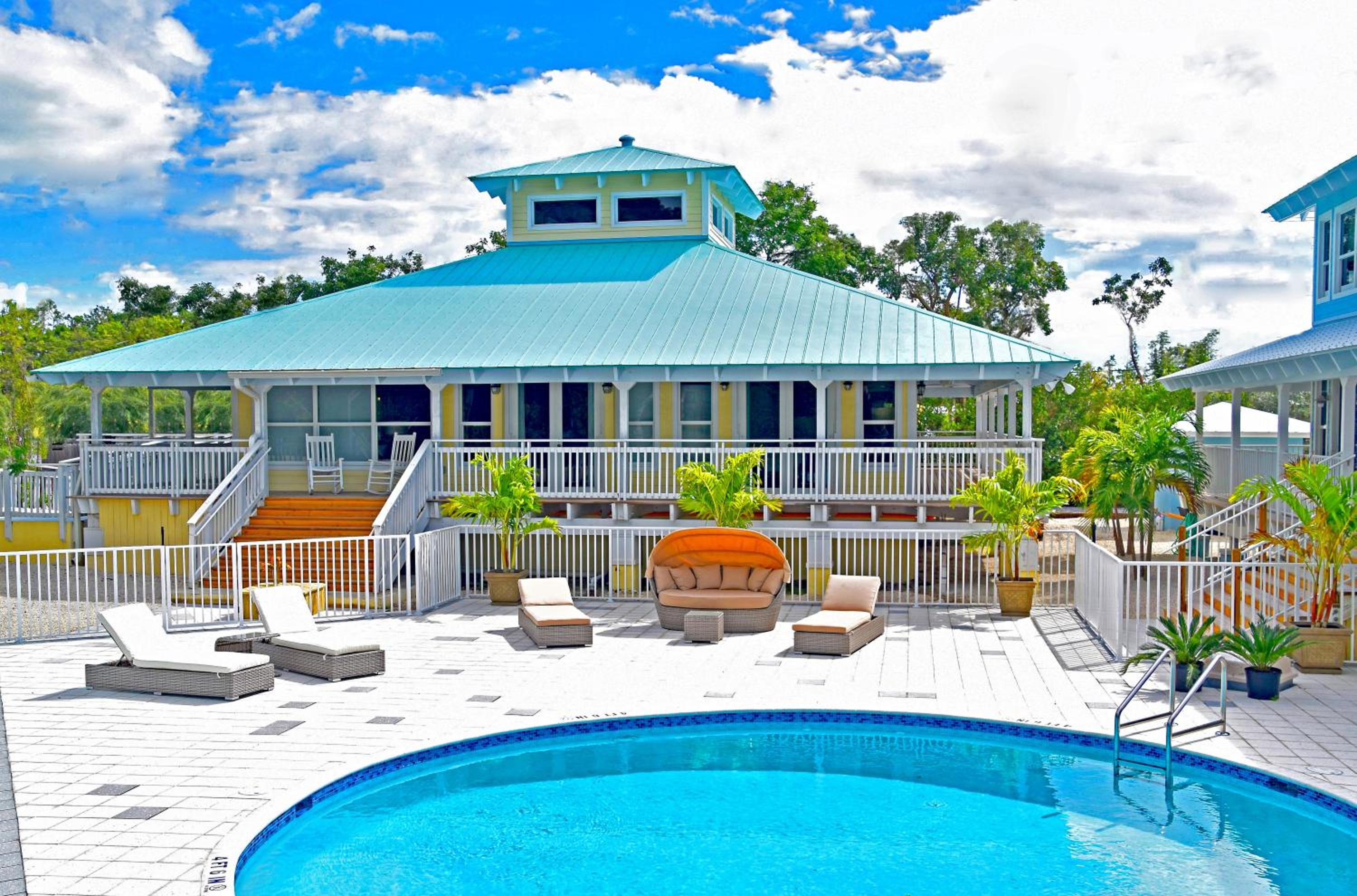 Dolphin Point Villas