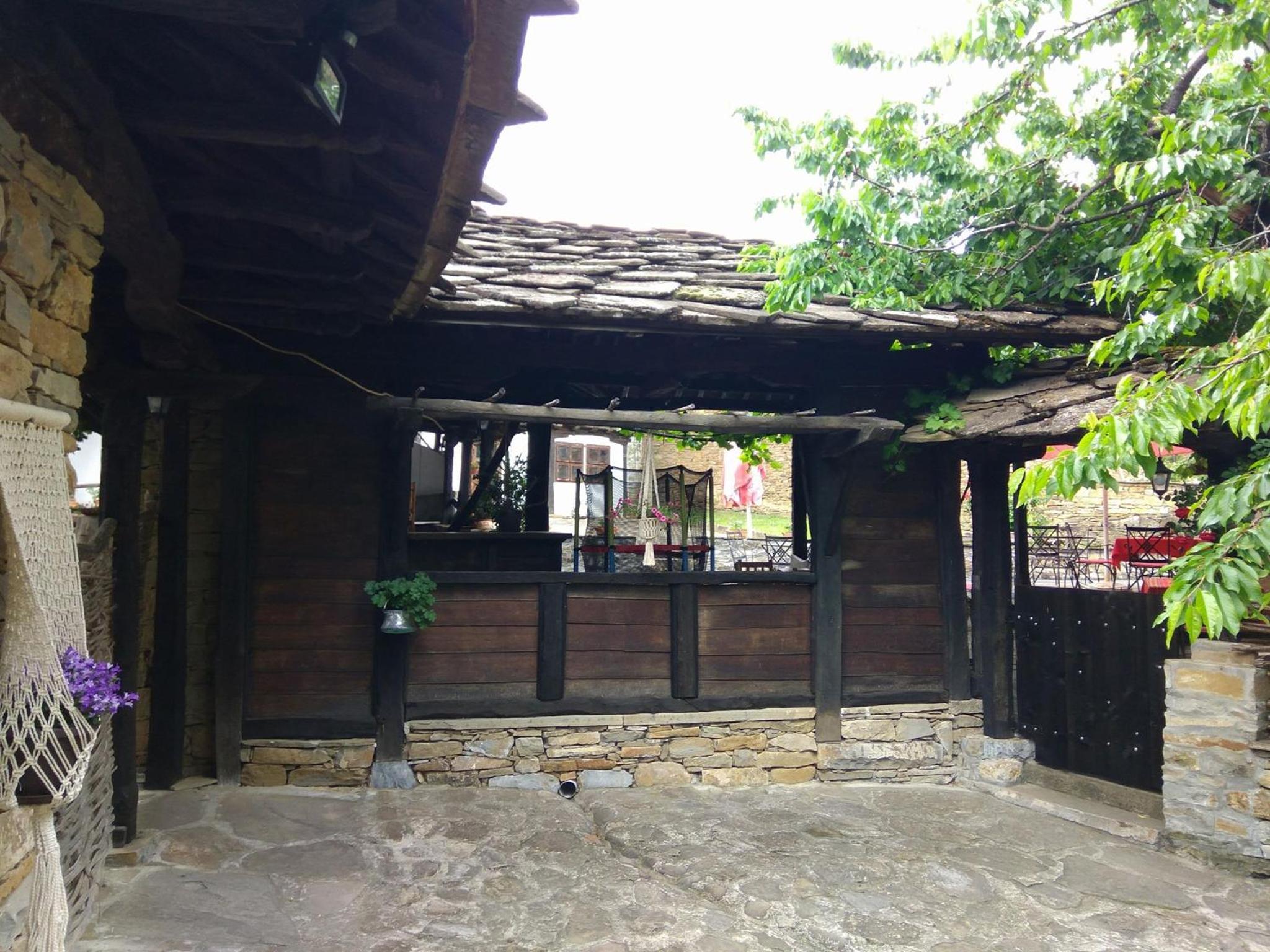Photo 12