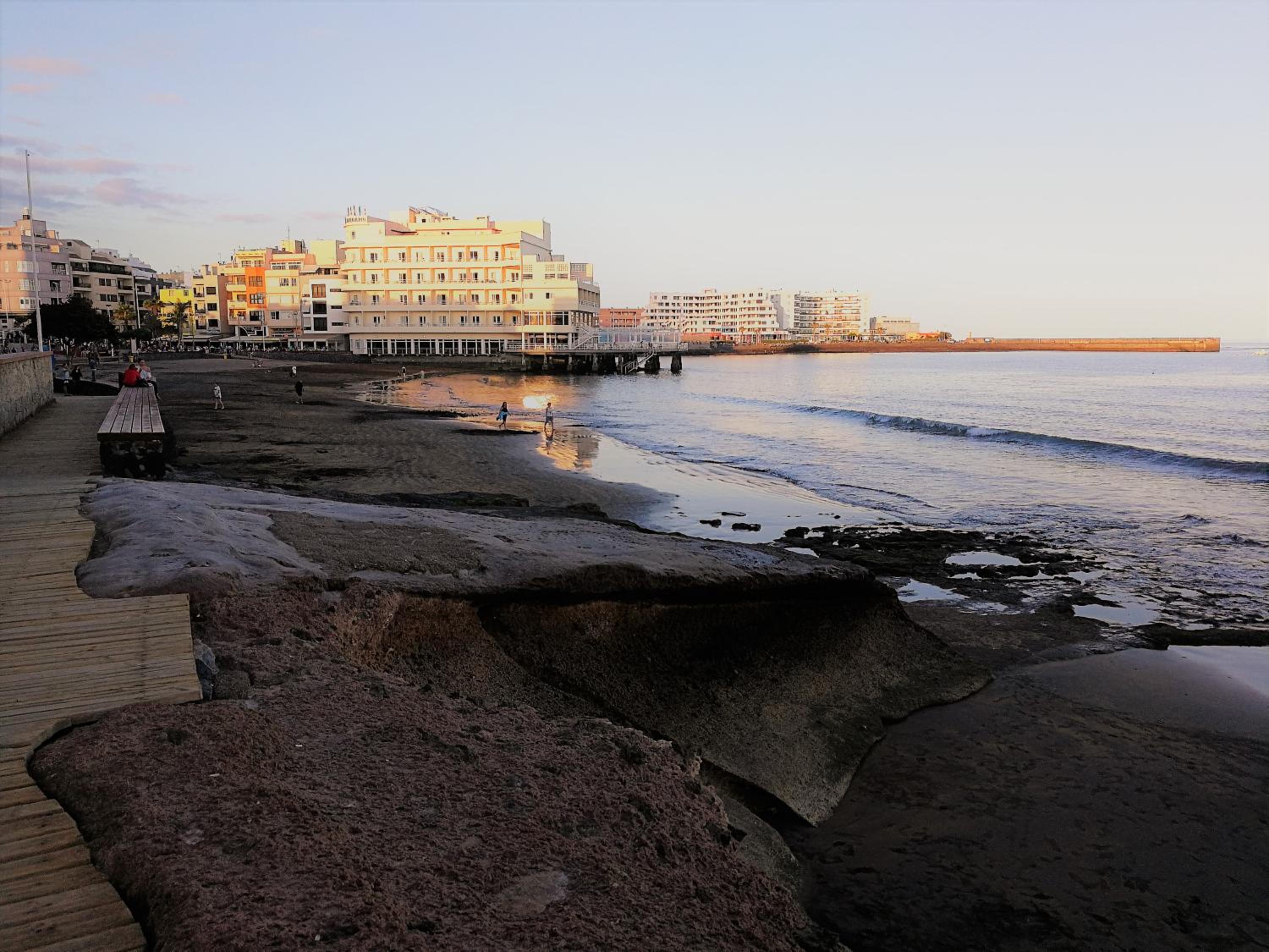 alquilaencanarias El Medano Sotavento, Great Terrace and beach view 3