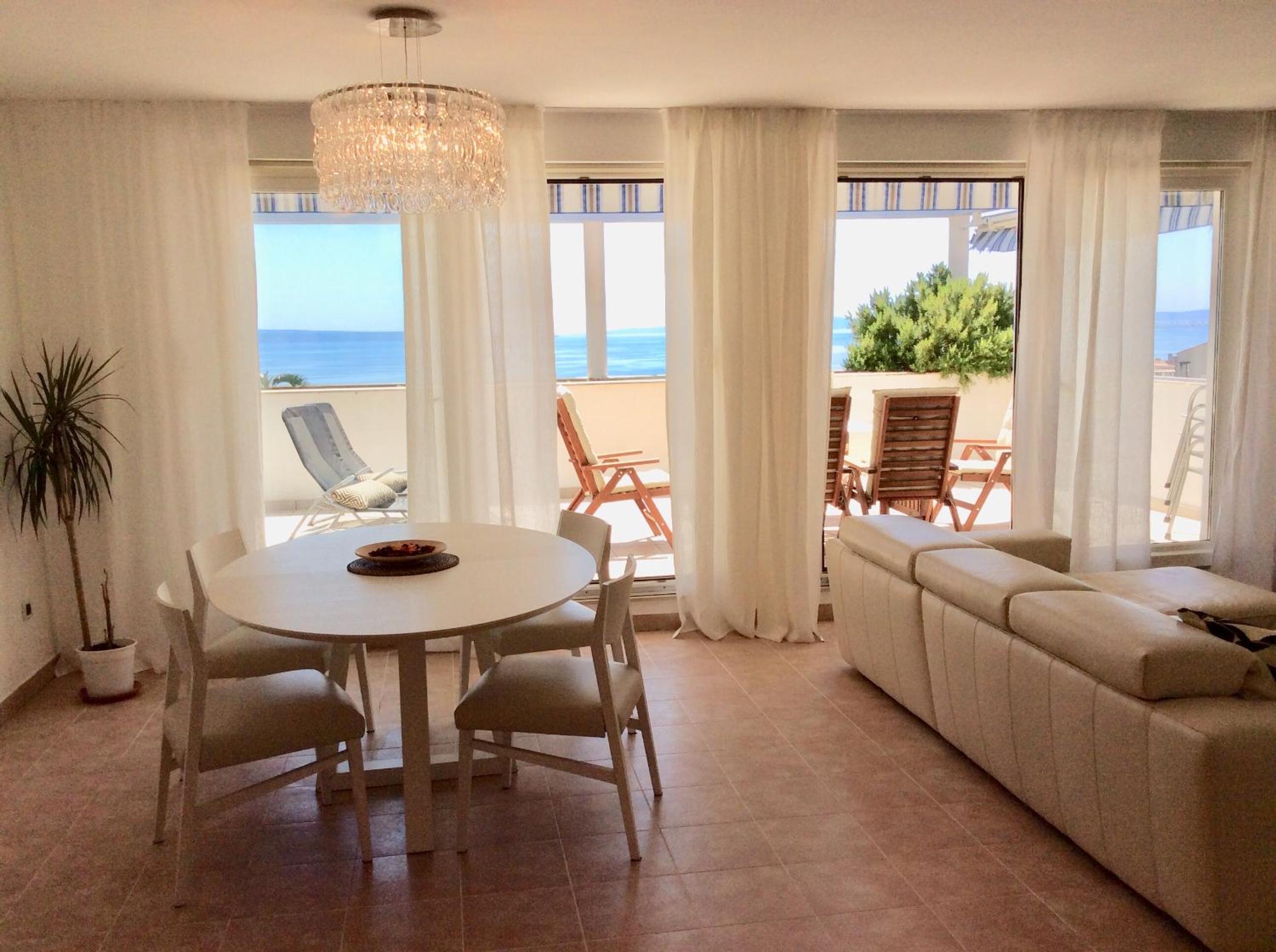 Lux View Beach Apt photo 4