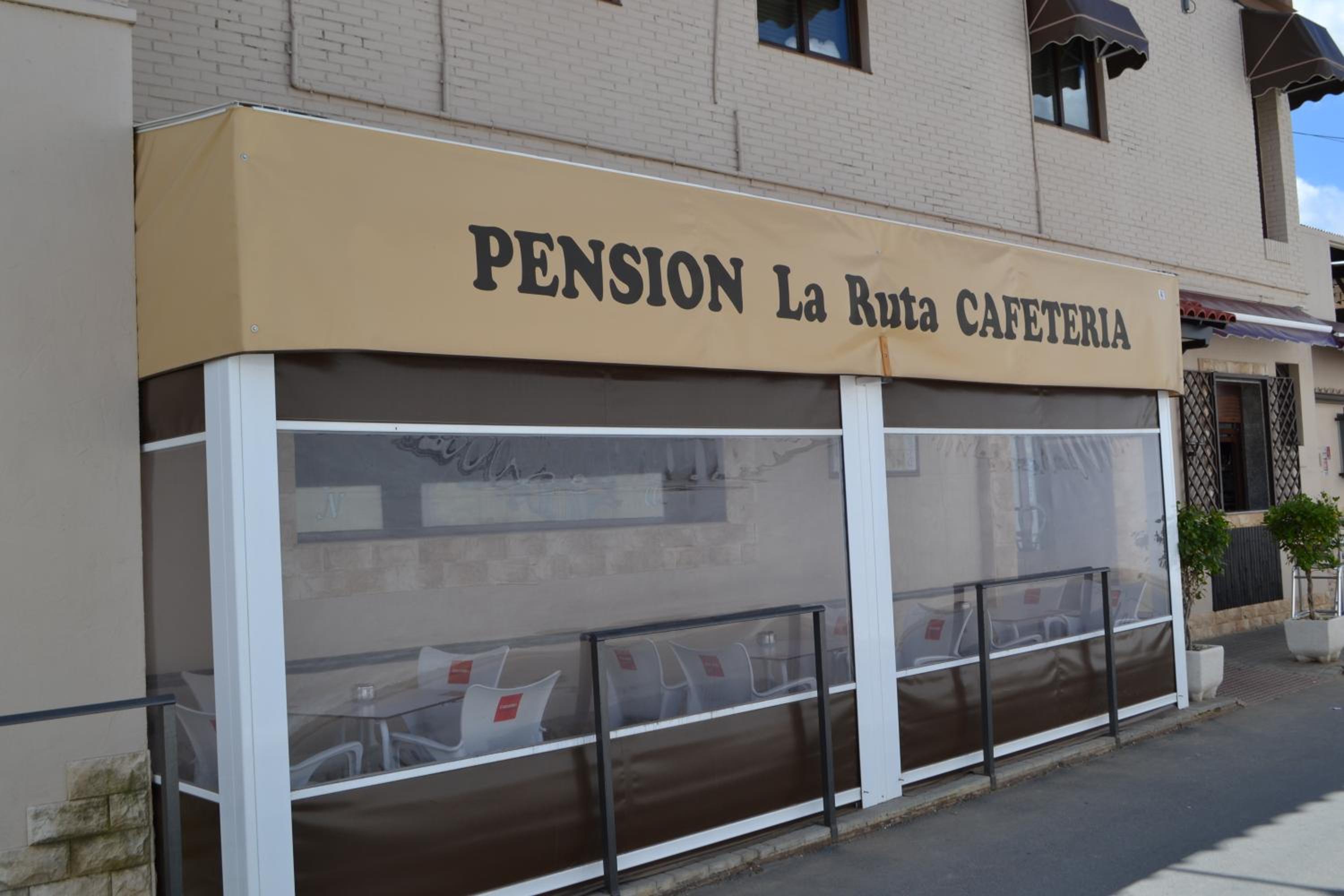 Hostal Pension La Ruta view 2