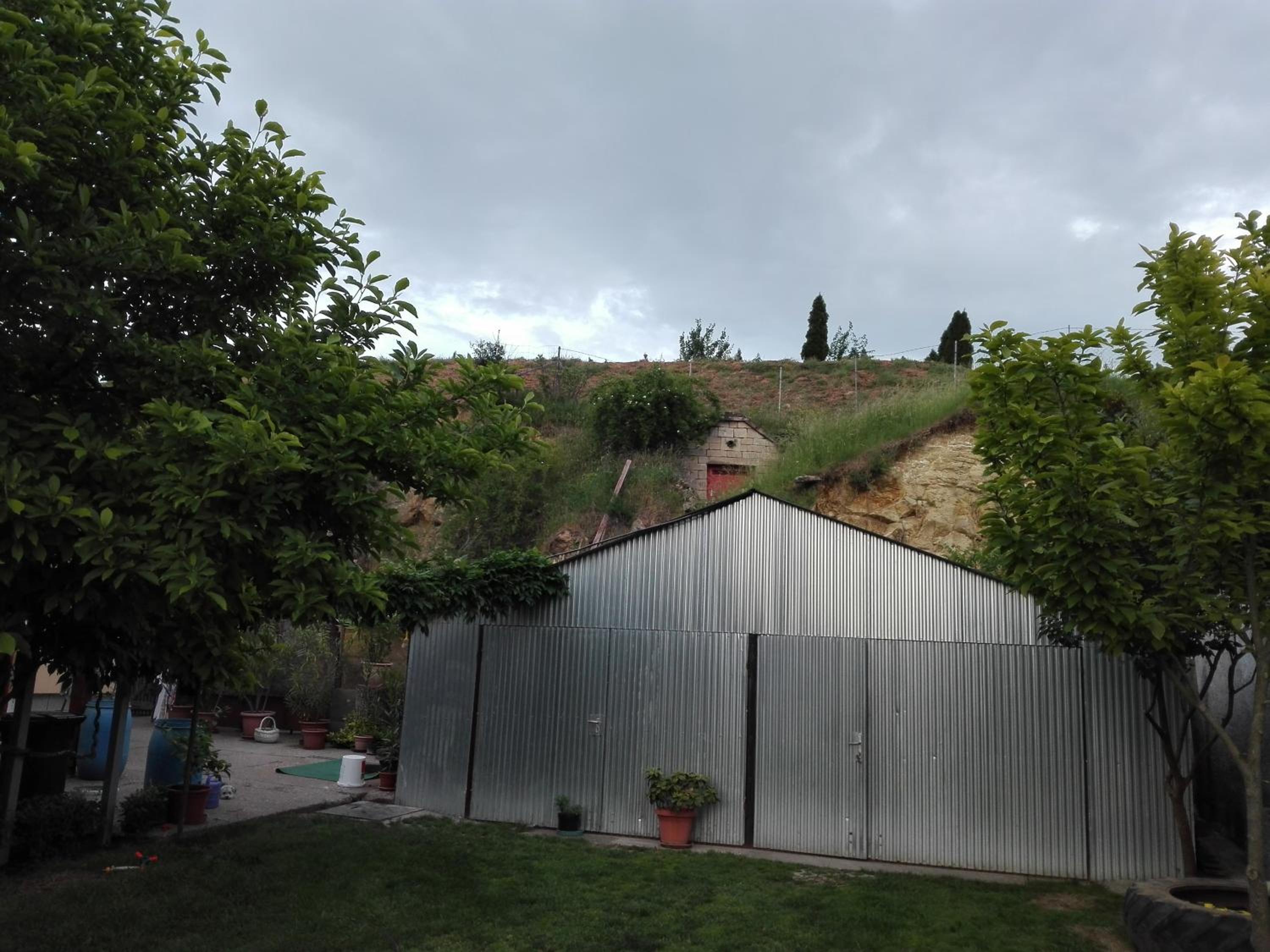 Photo 12