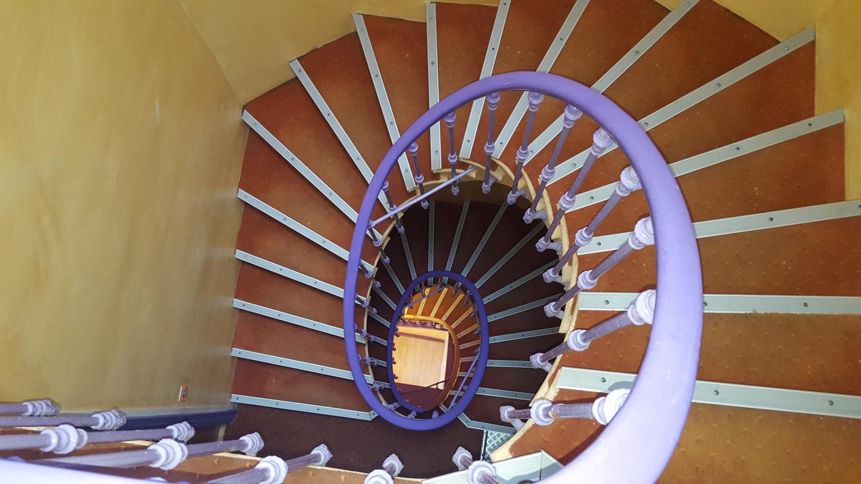 Beziers Vacations - Hotel Confort - Property Image 5