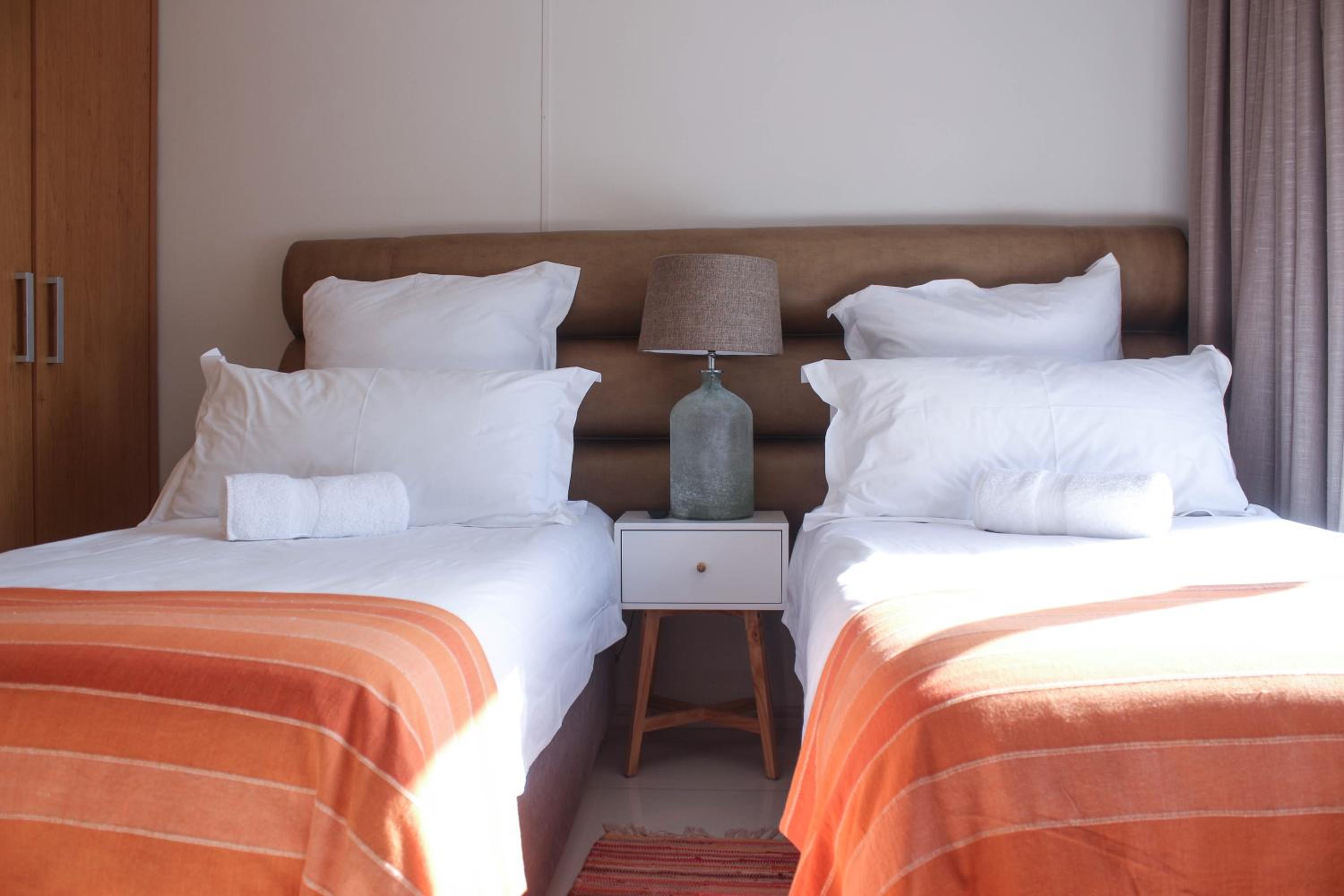 Manhattan Luxe Suite at Canal Walk