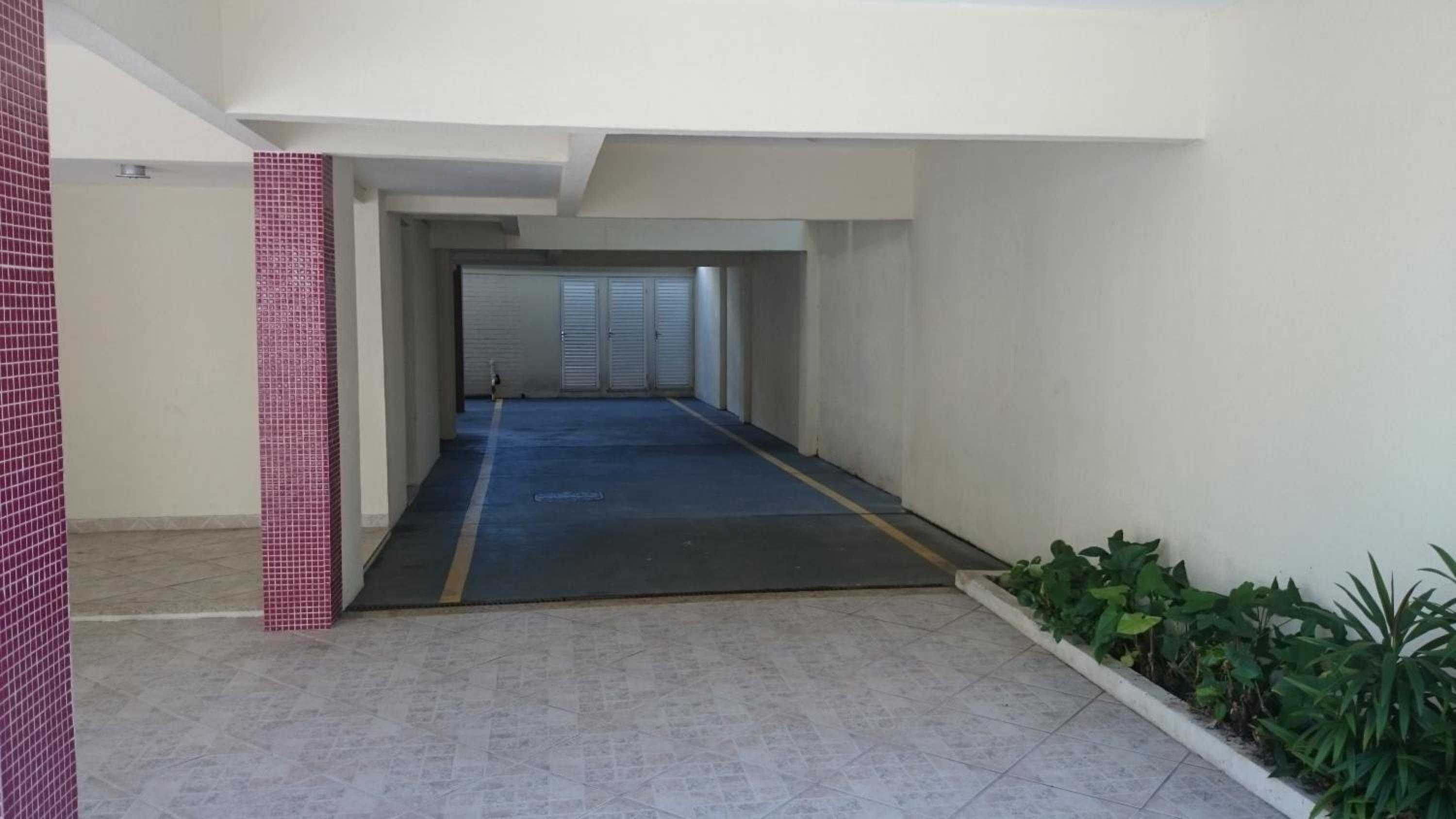 APARTAMENTO A 300 METROS DA PRAIA DO FORTE