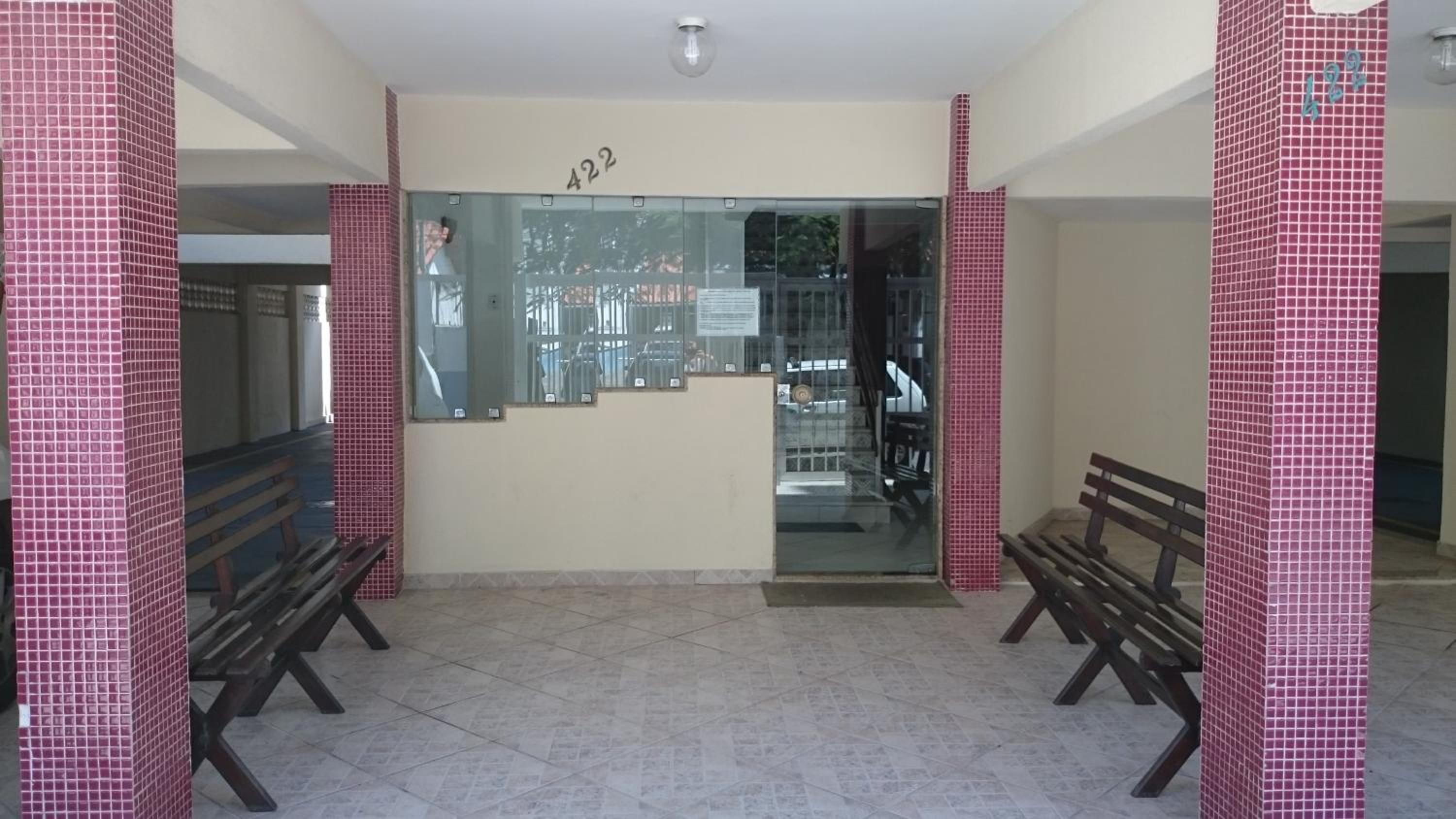 APARTAMENTO A 300 METROS DA PRAIA DO FORTE