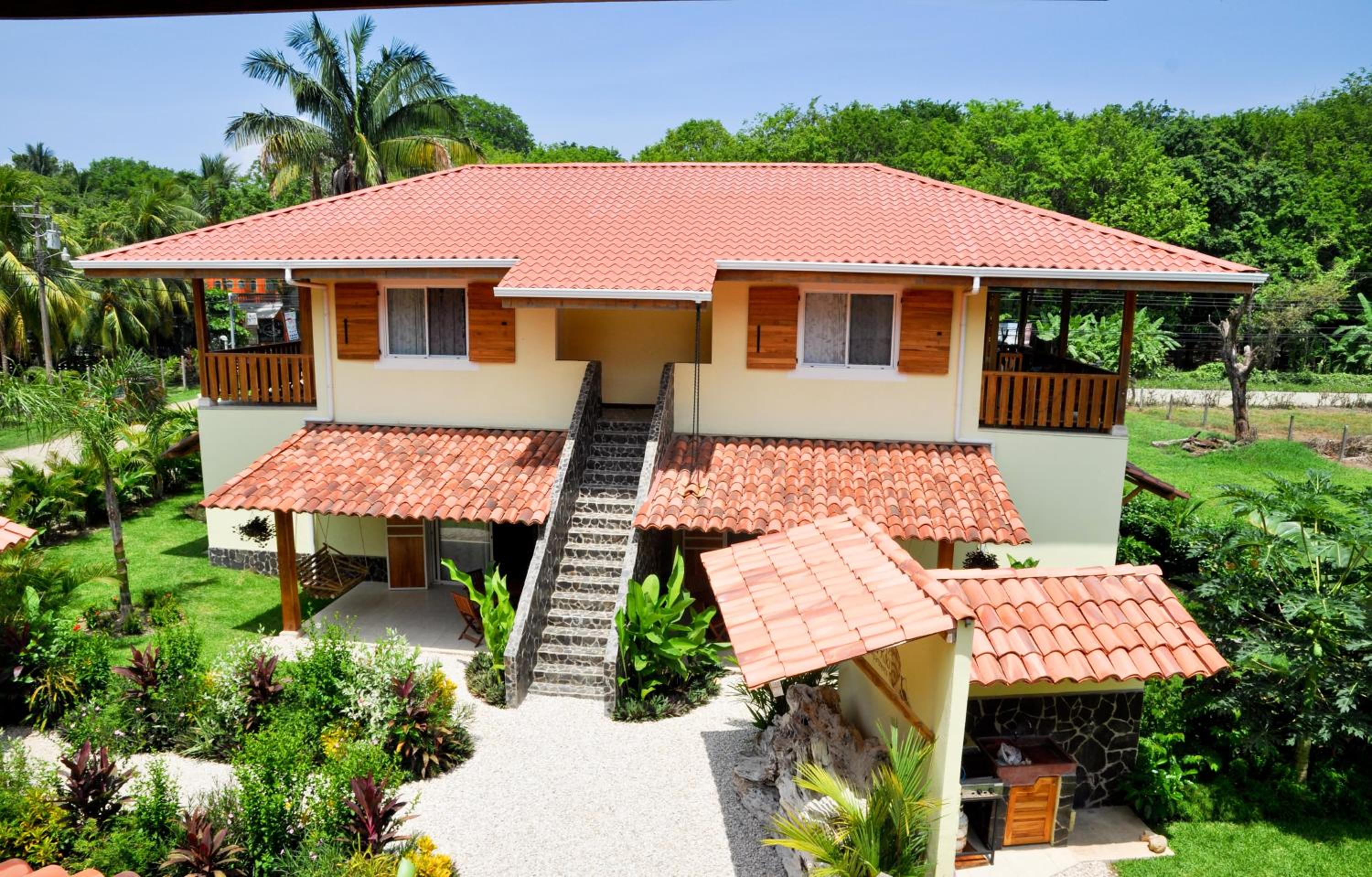 Costa Riki Apartments
