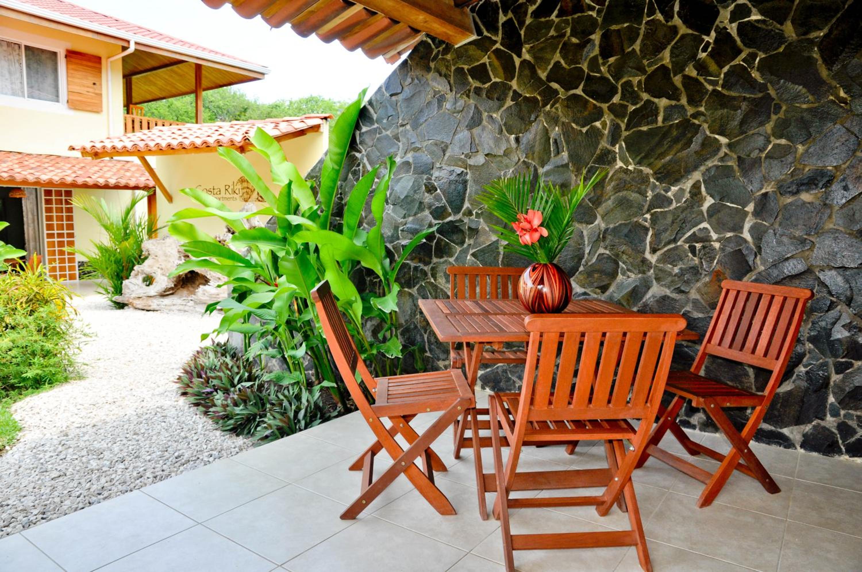 Costa Riki Apartments