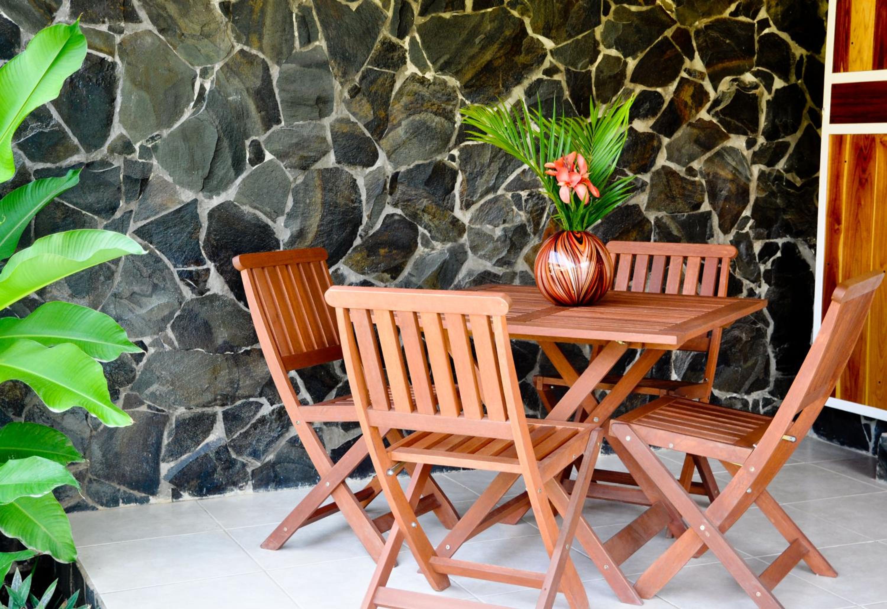 Costa Riki Apartments