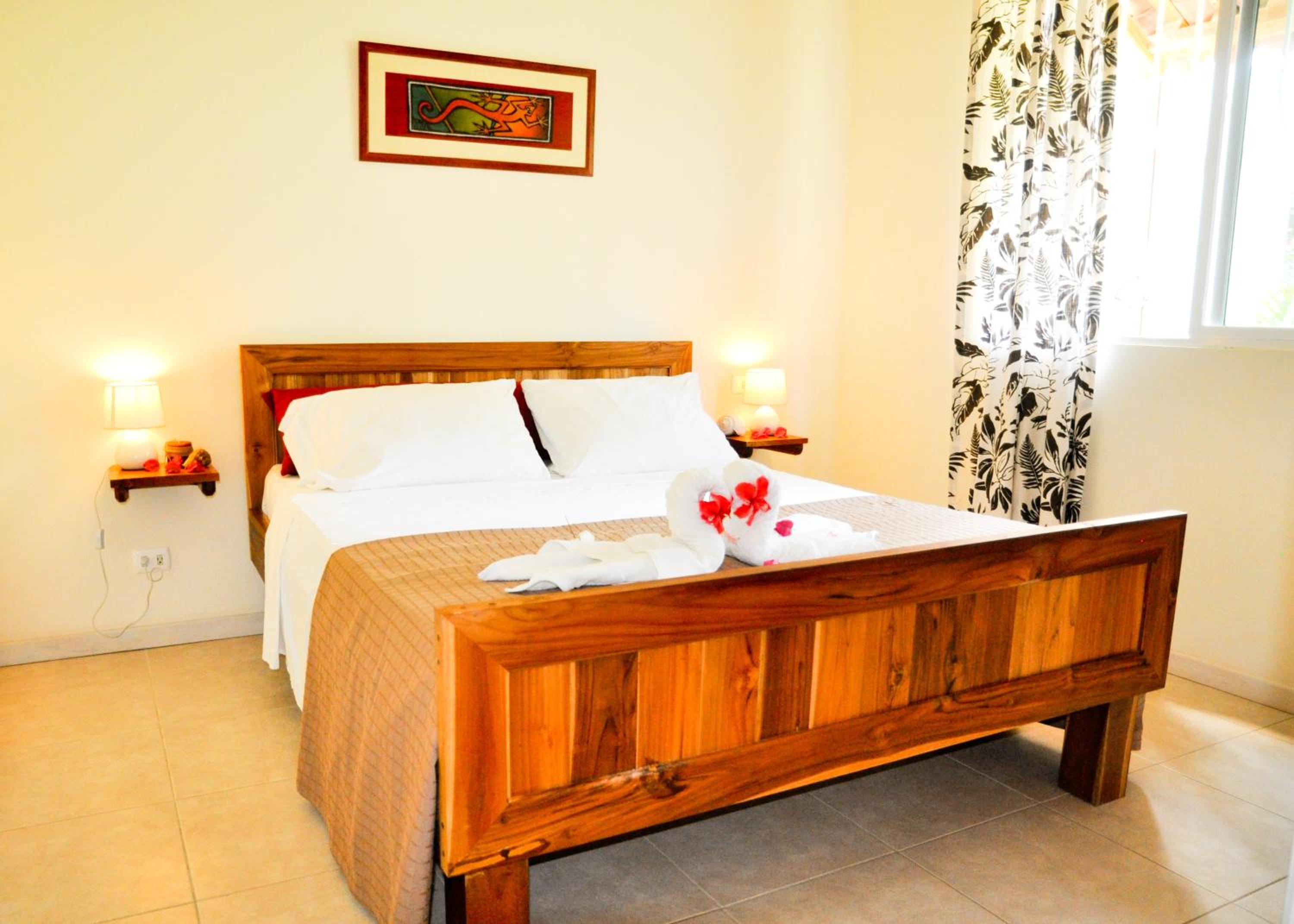 Costa Riki Apartments