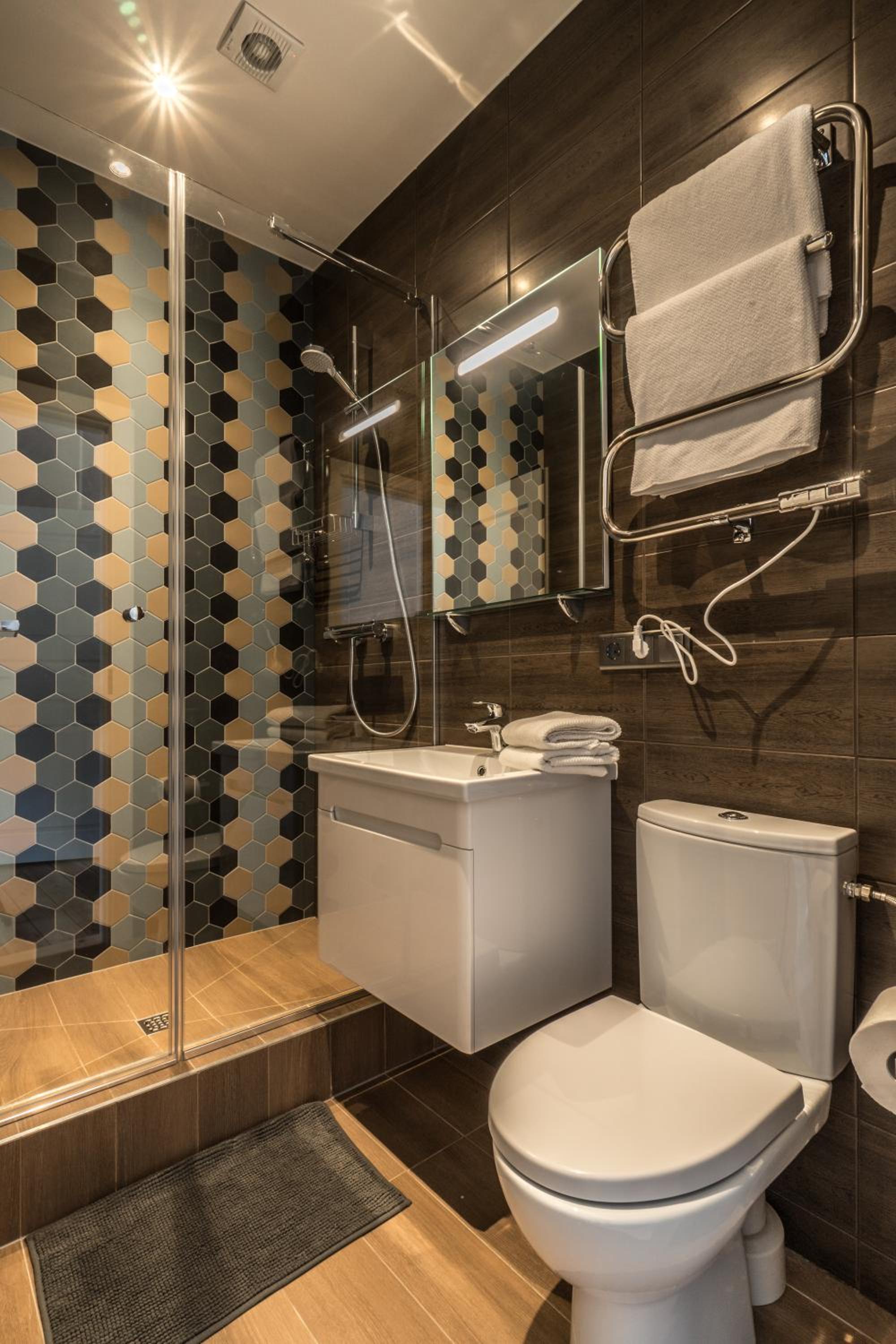 Greystone Suites & Apartments