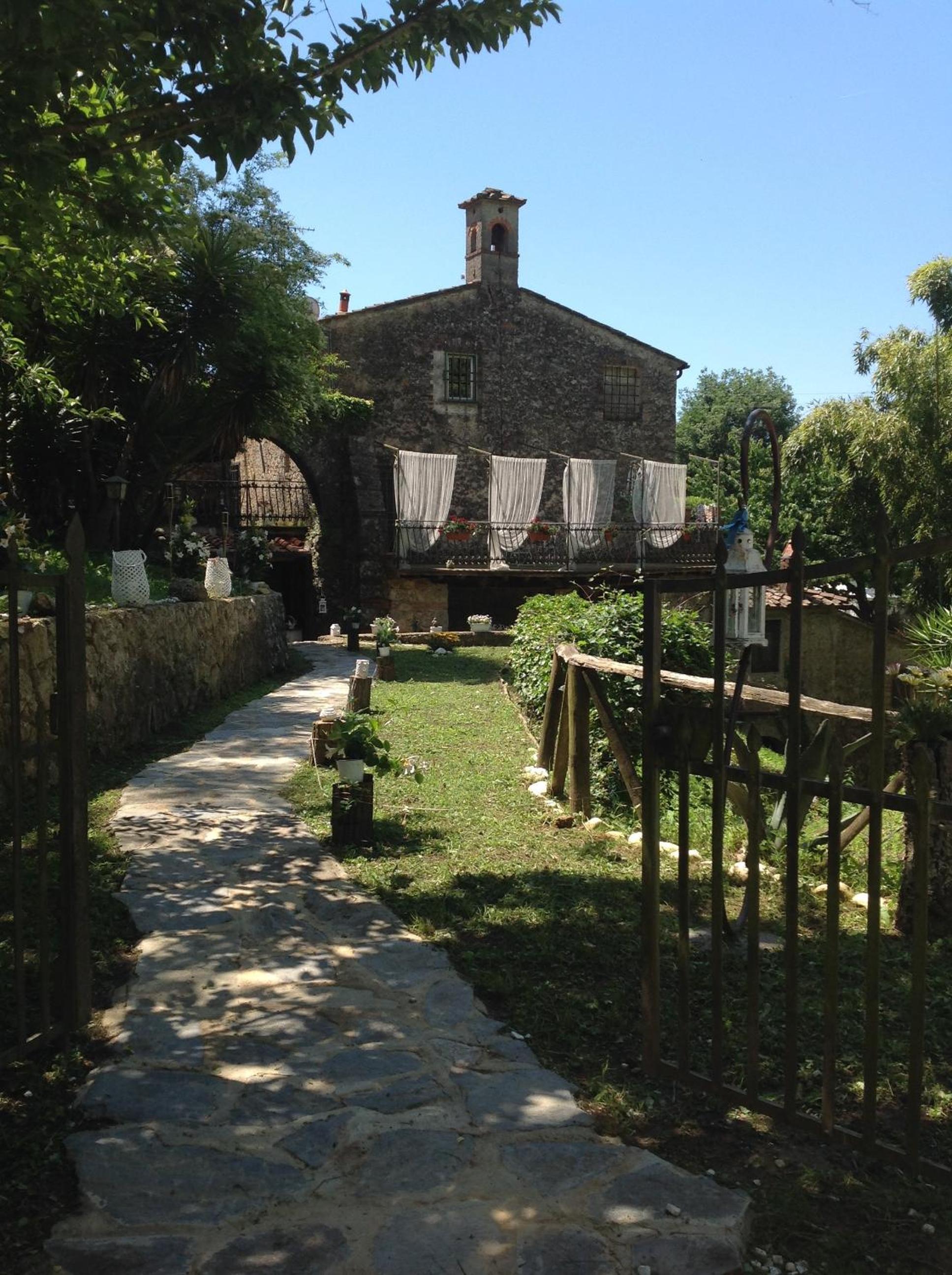 Guest House Antico Frantoio Pietrasanta Affittacamere