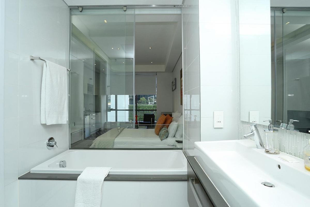 Sandton Skye Johannesburg Luxury Apartment