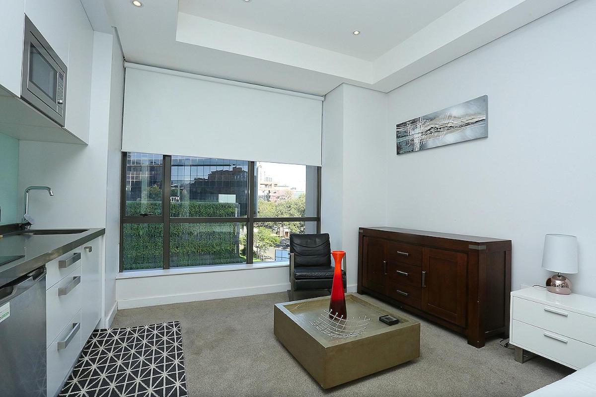 Sandton Skye Johannesburg Luxury Apartment