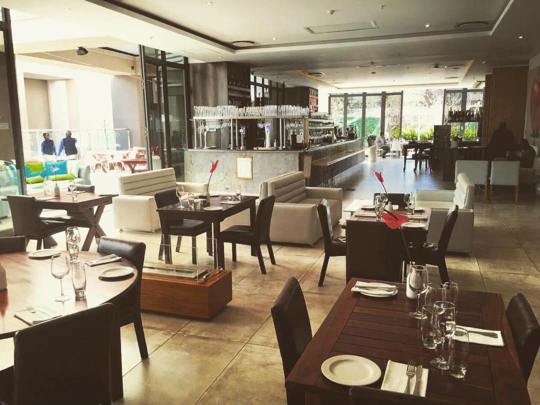 Sandton Skye Johannesburg Luxury Apartment