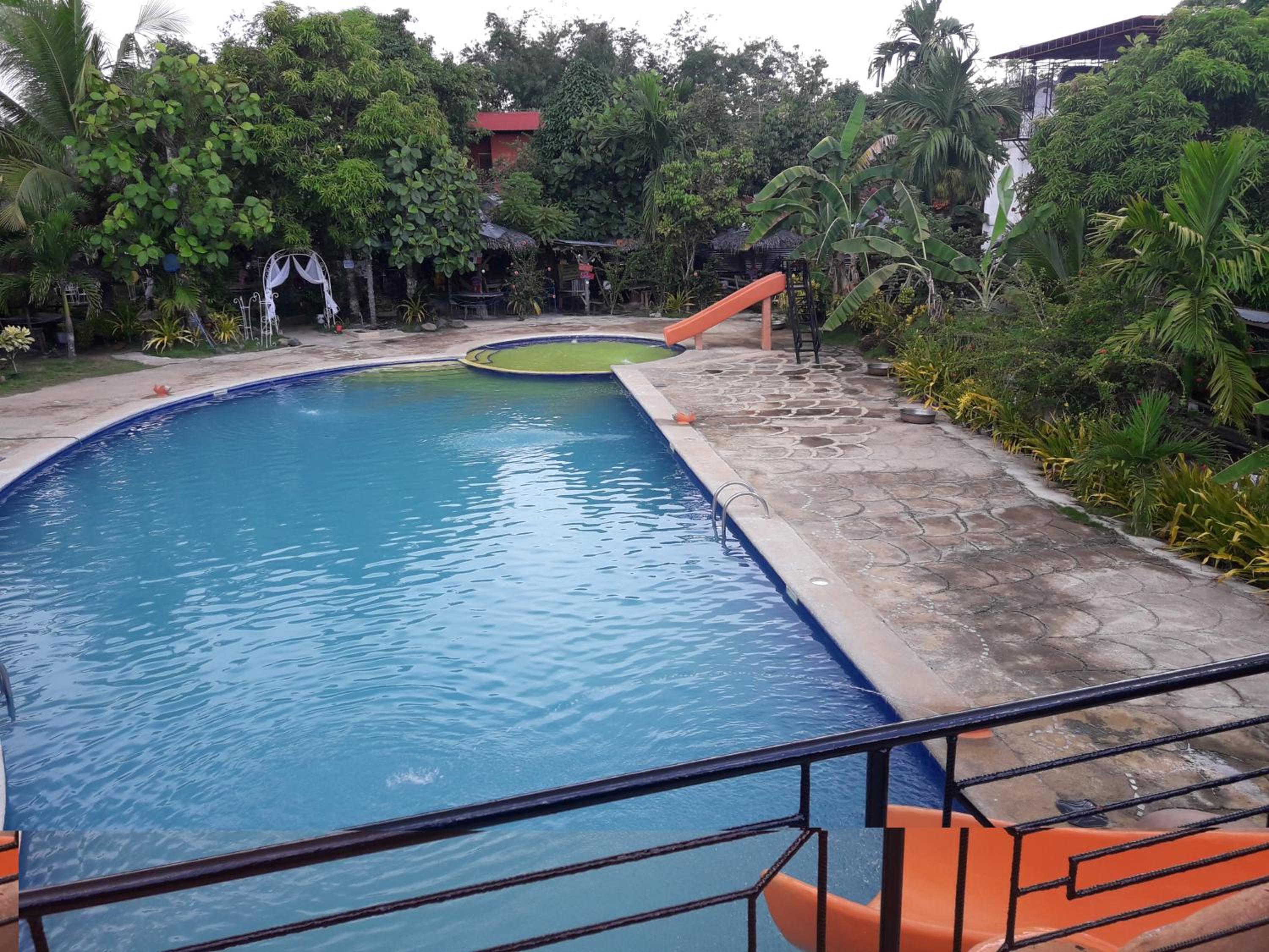 Relaxing Garden Resort