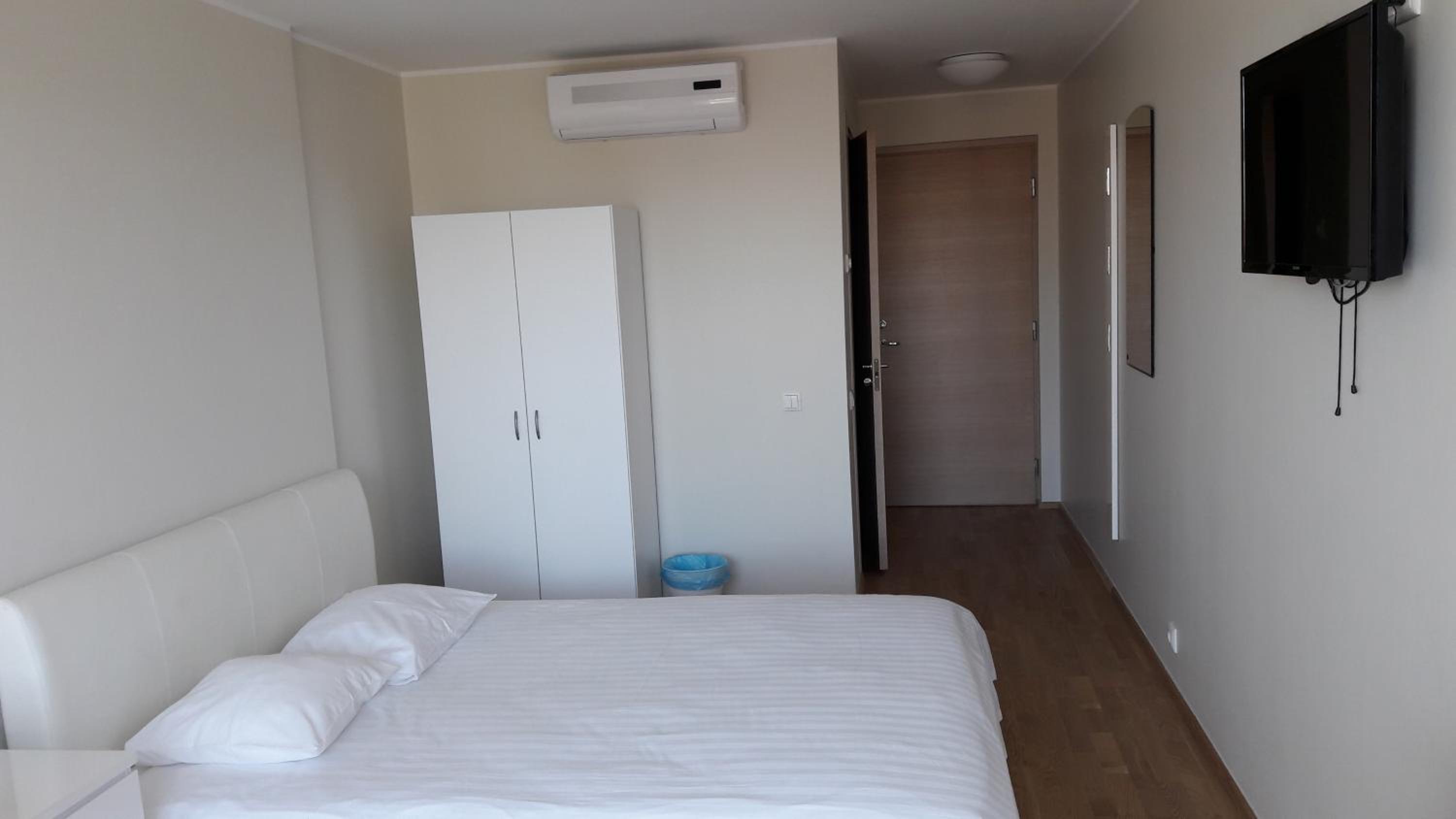 Aisa Street apartments