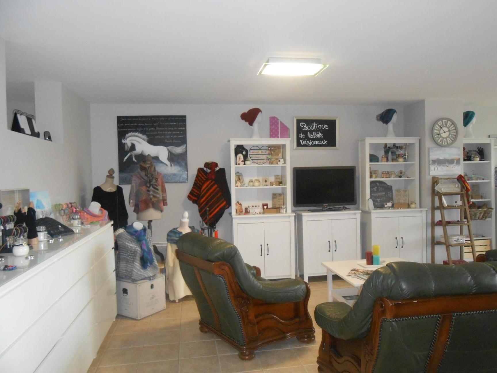 Photo 17