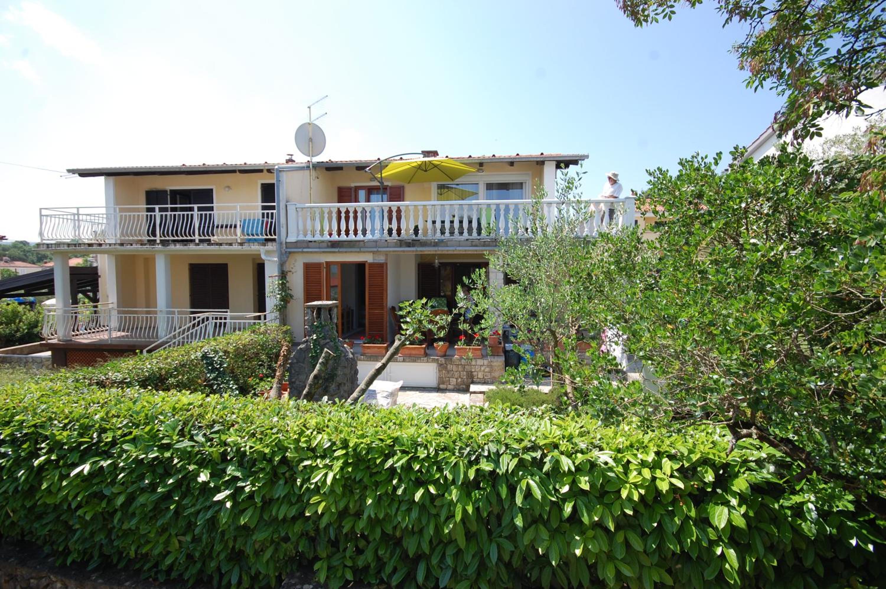 Apartment Bedenikovic by El-Pi Tours view 2