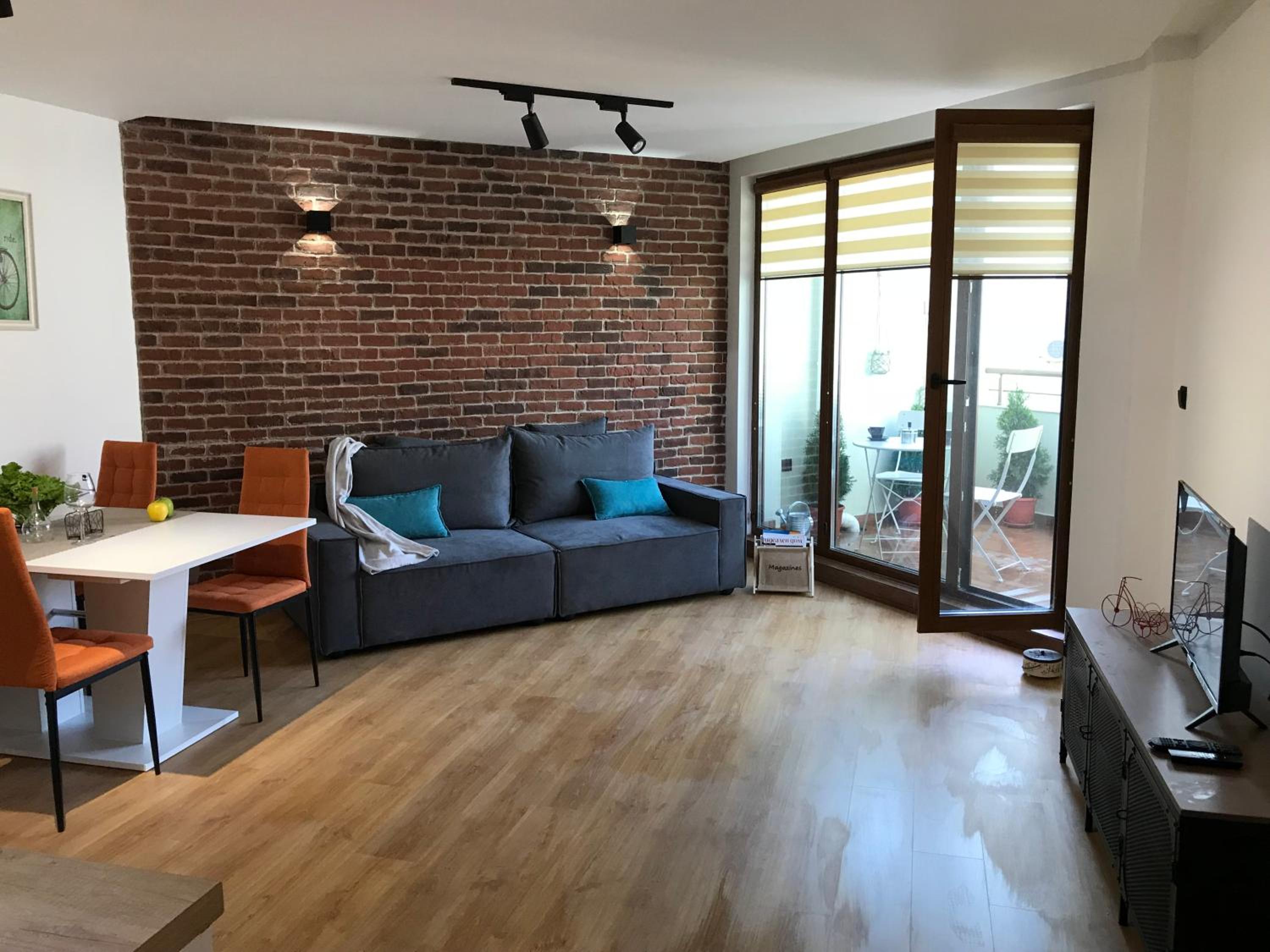 Bright, Comfortable and Cozy Apartment