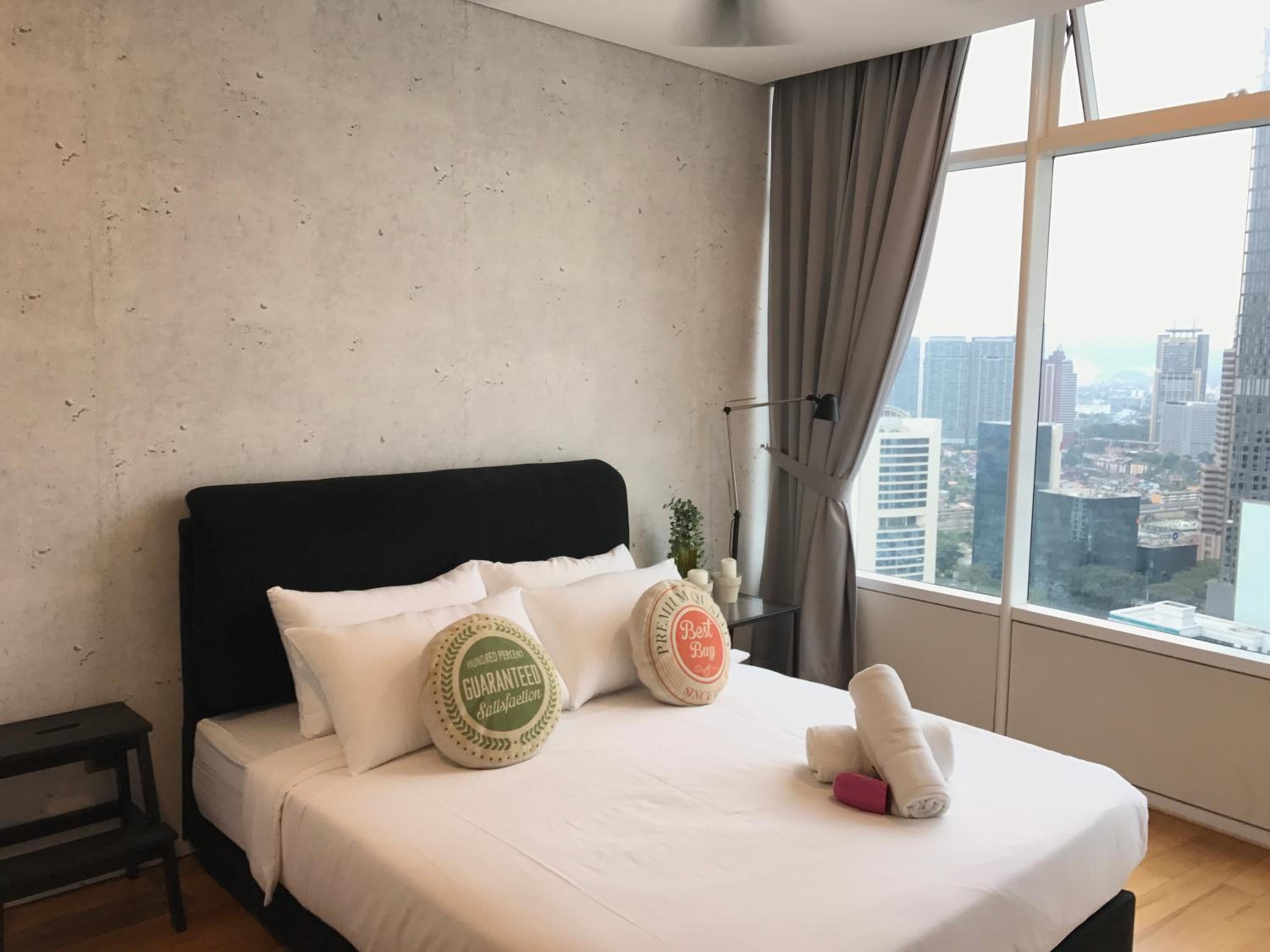 VORTEX SUITES KLCC by PNUT With NETFLIX