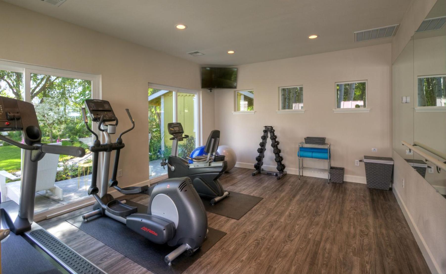 Ashland Vacations - Lithia Springs Resort - Property Image 8