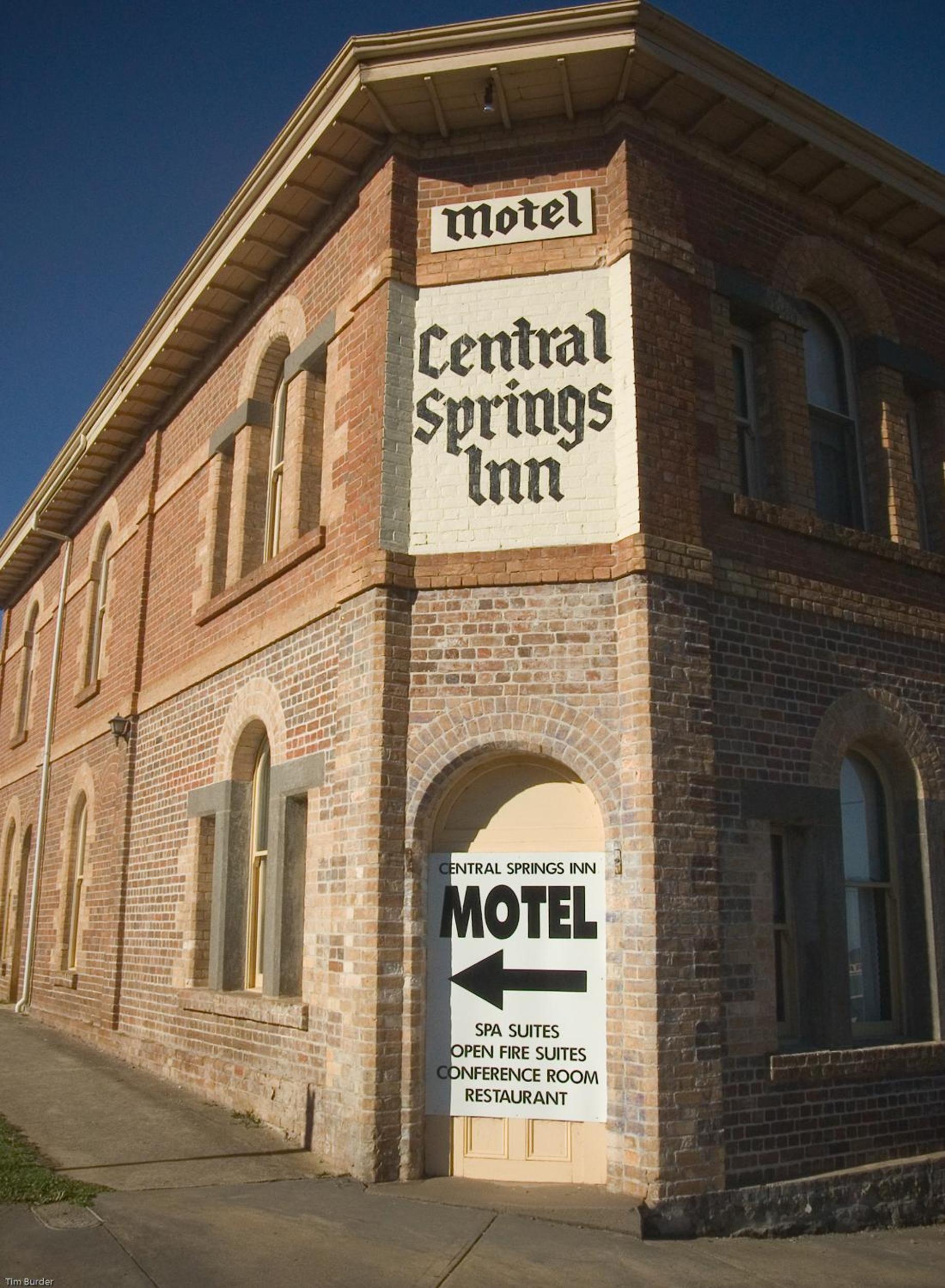 Central Springs Inn