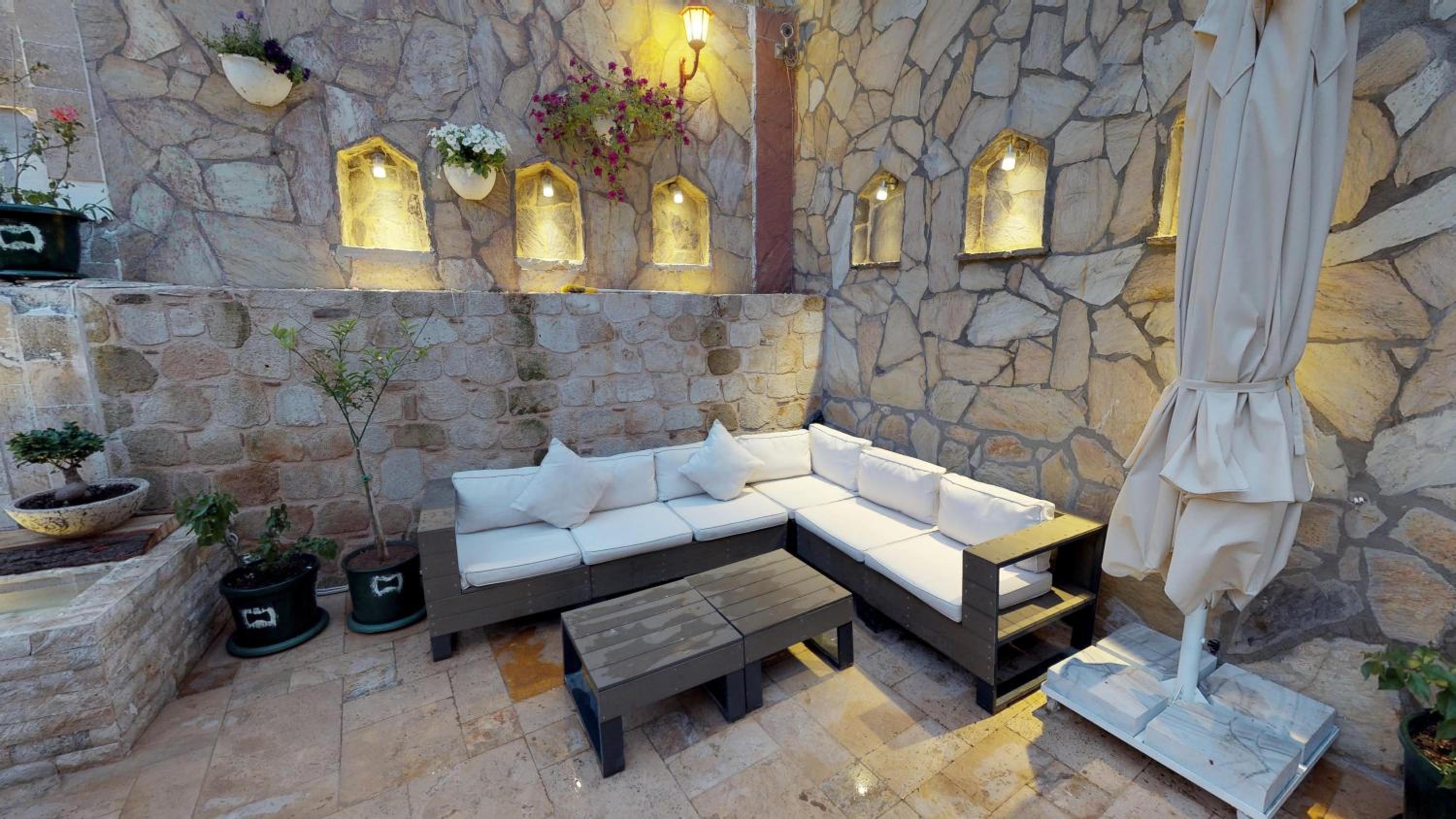 Patron Hotel - Image 68