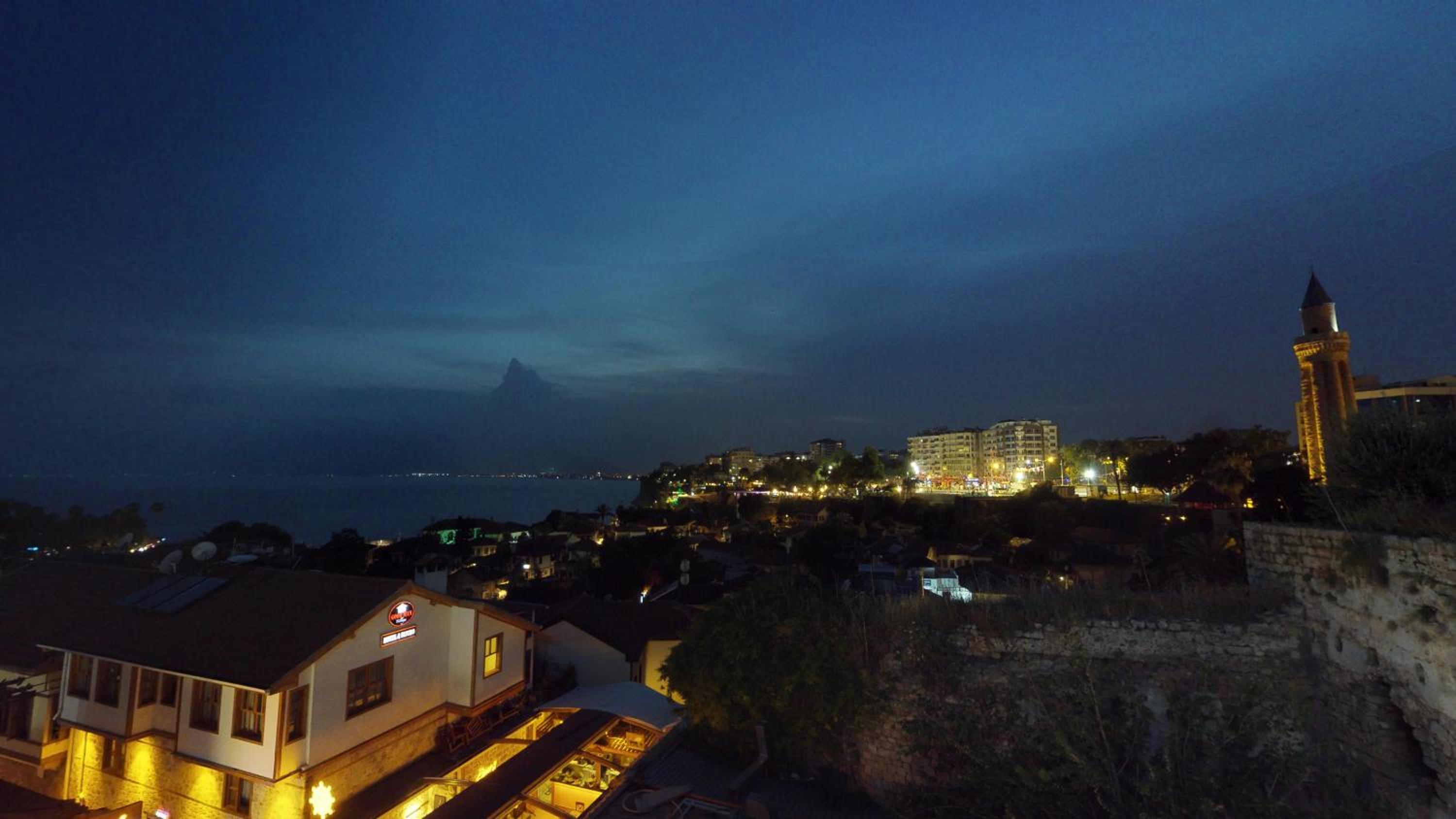 Patron Hotel - Image 49