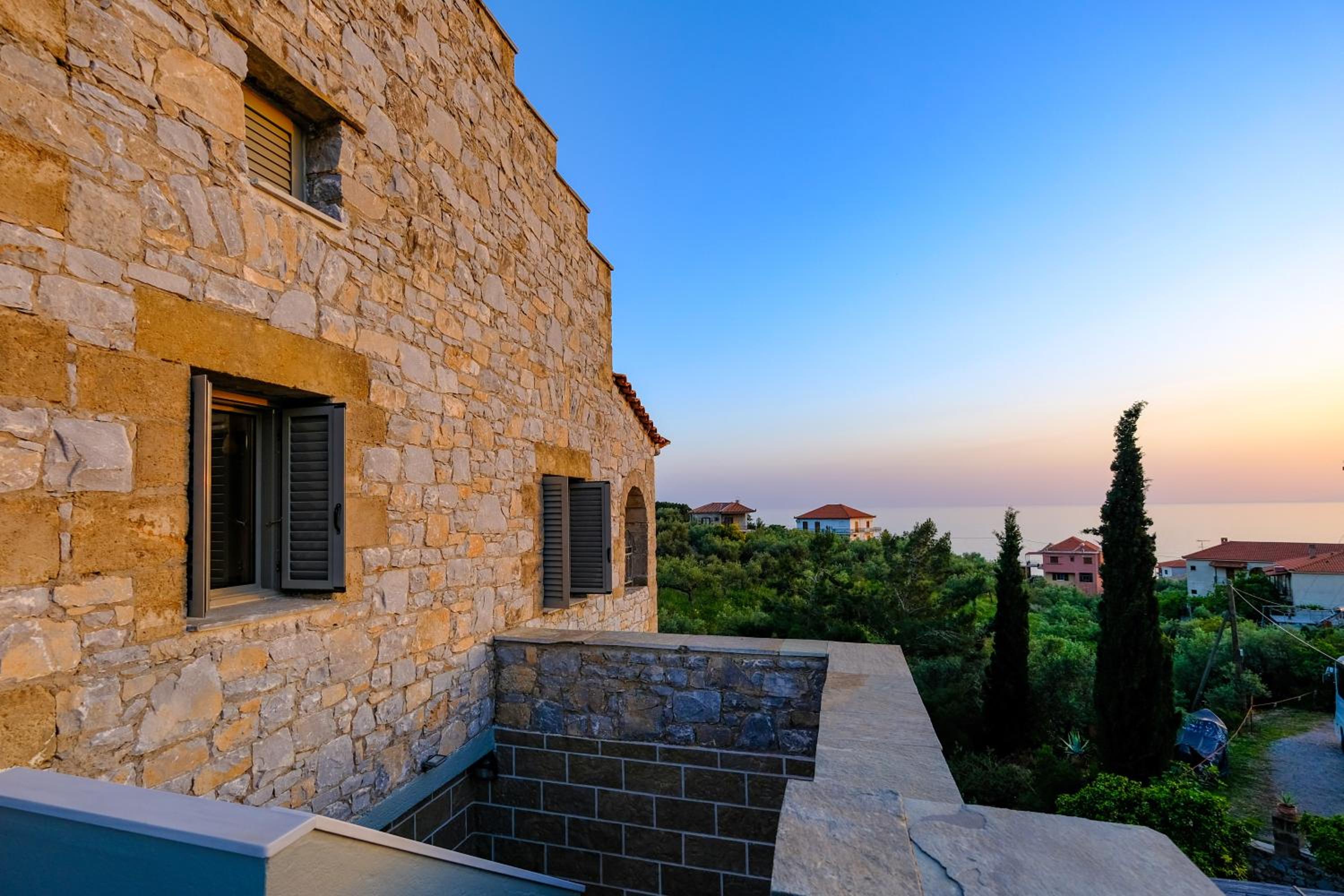 Olympia Zervea Studios with Pool - Apartment photo 3