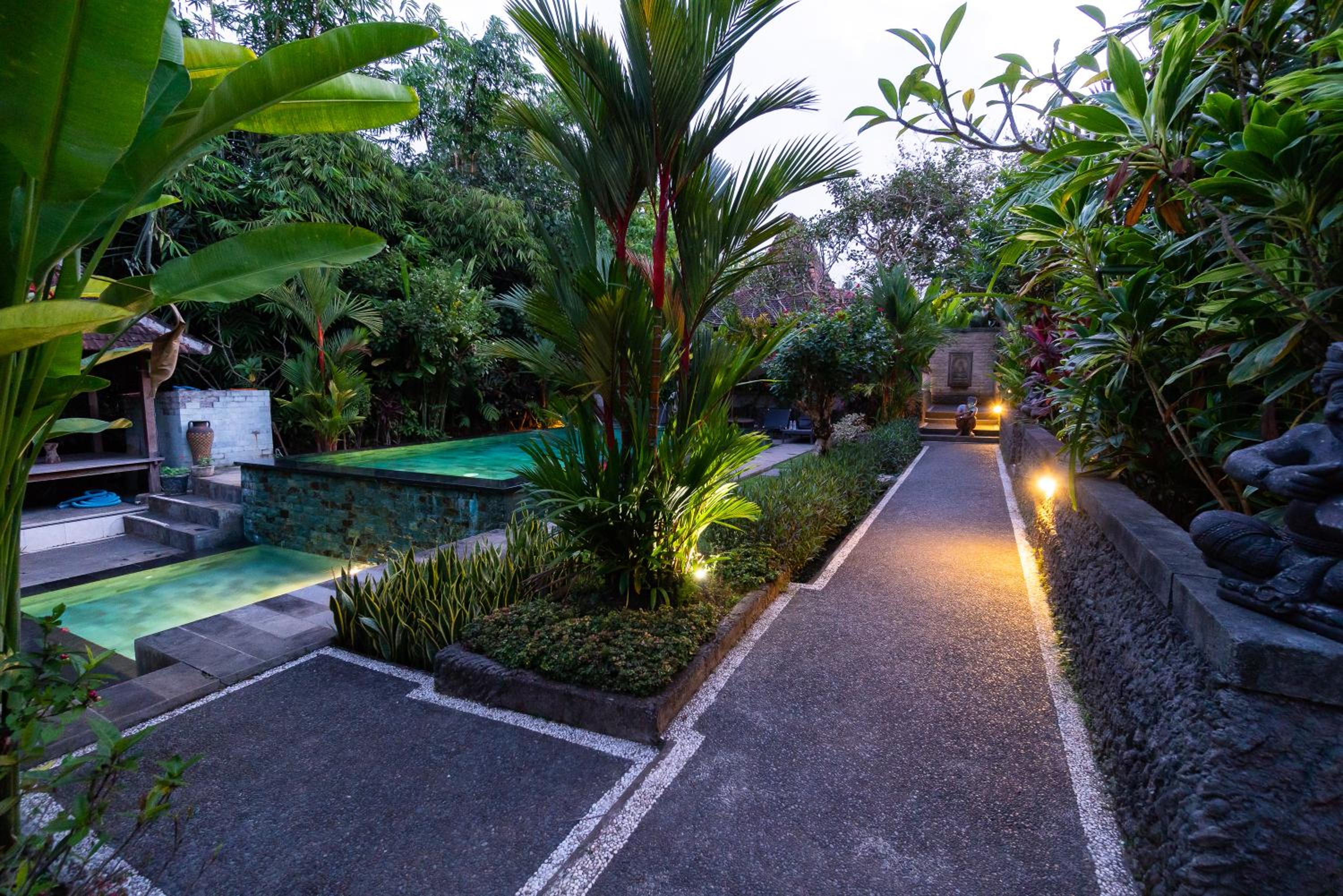 Sari Bamboo Villas