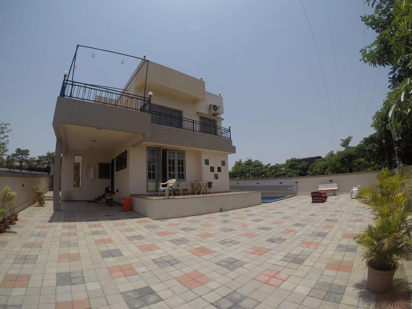 V2- Vue' Villa view 3