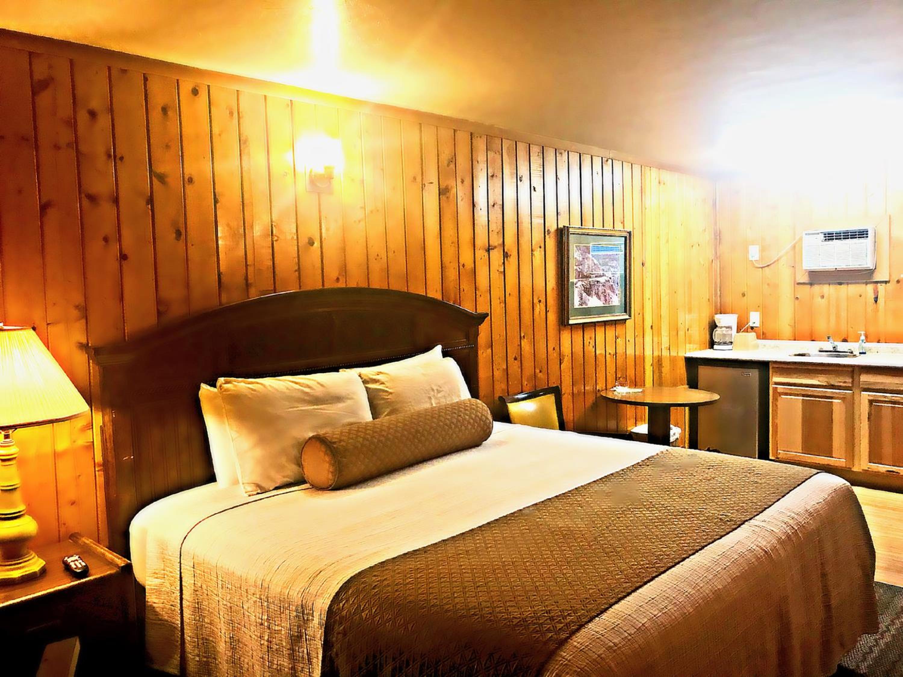 Caboose Motel & Gift Shop