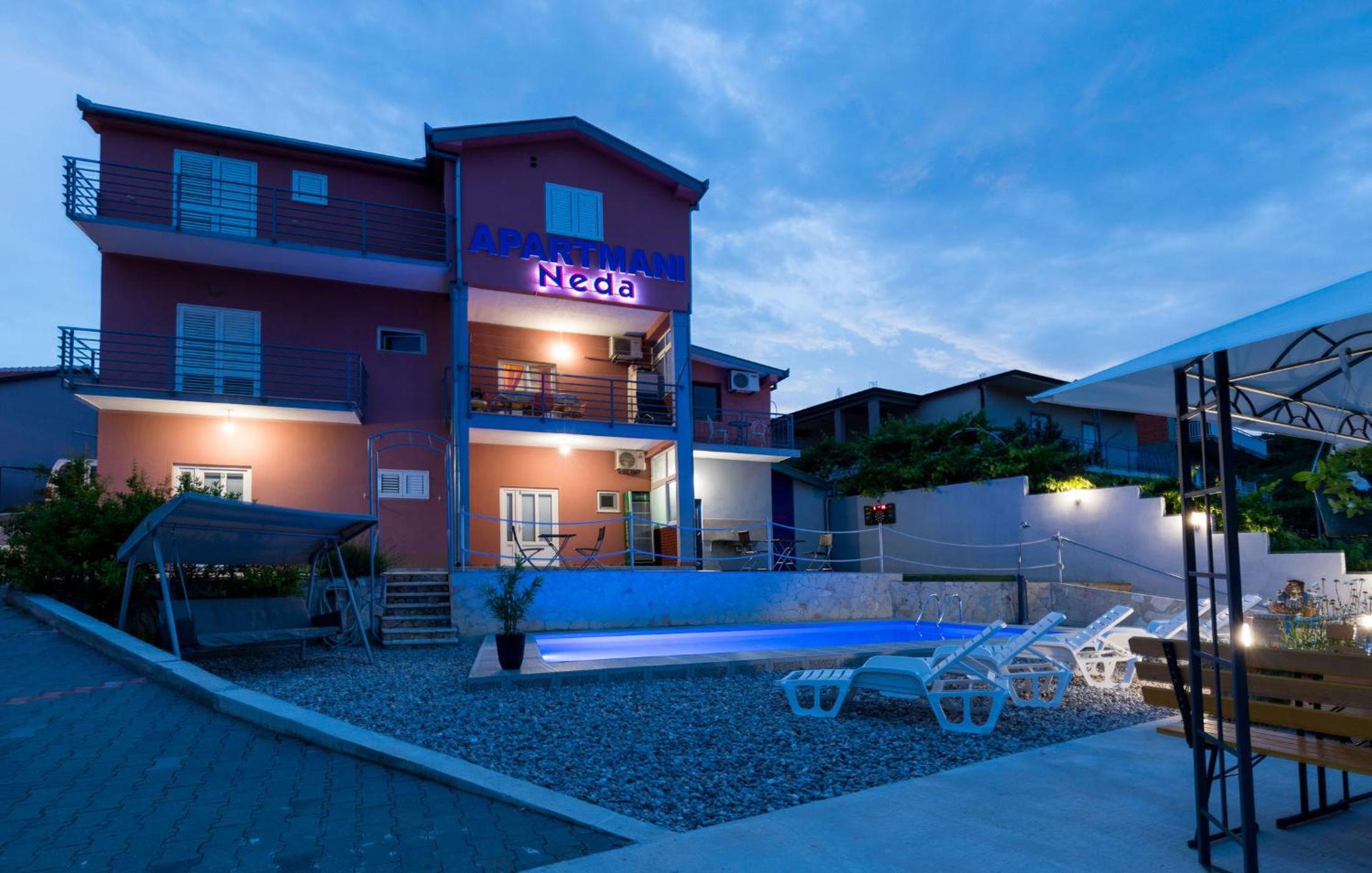 Apartments Neda