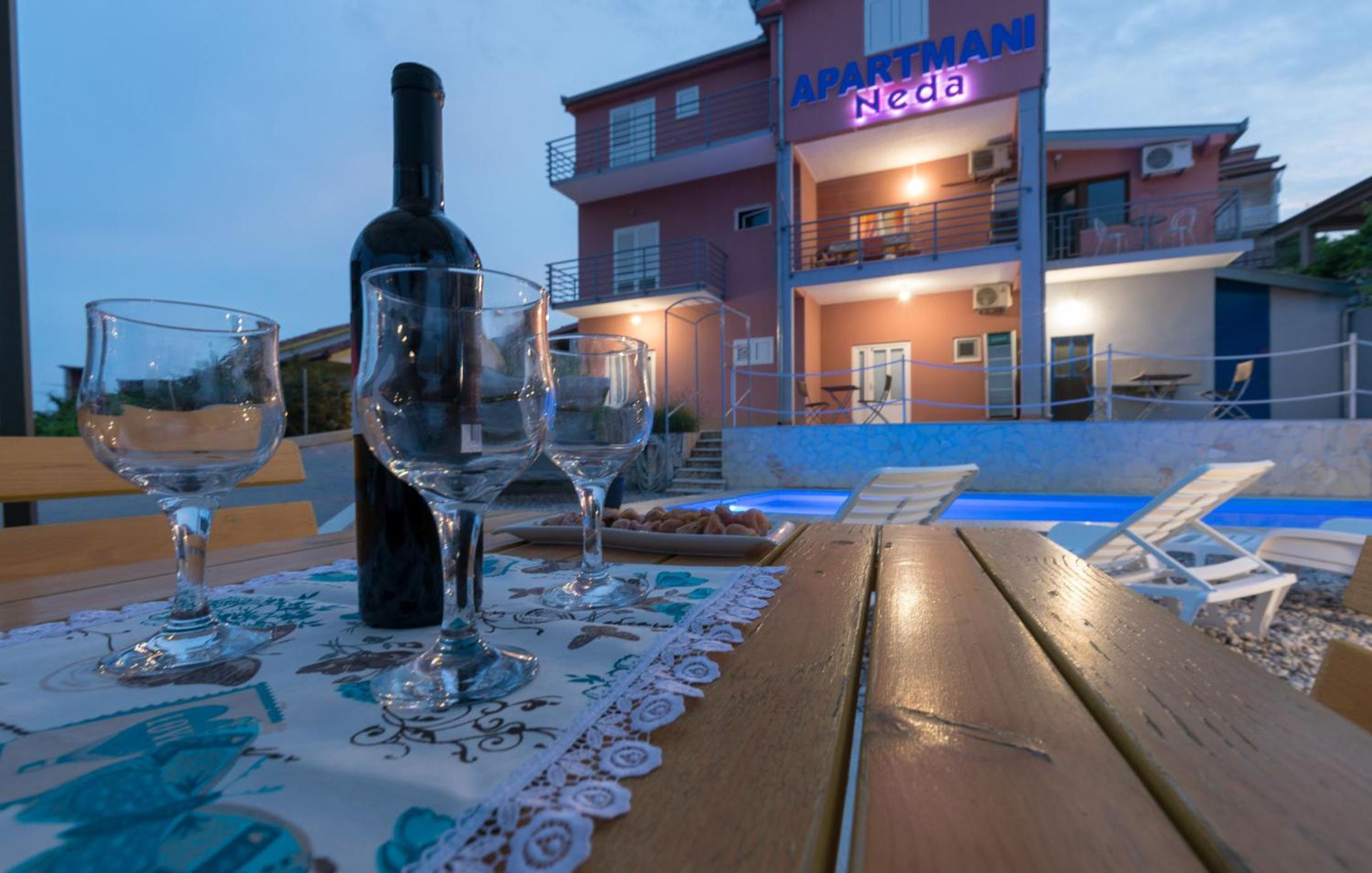 Apartments Neda