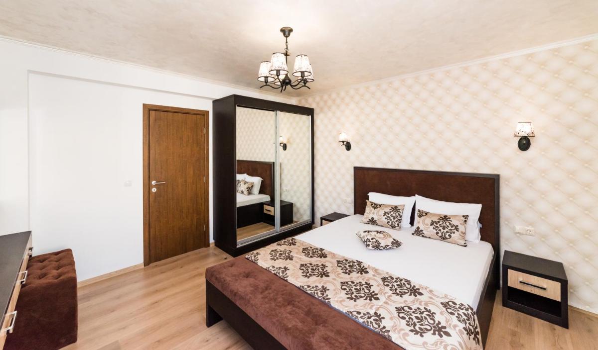 Stela Apartments