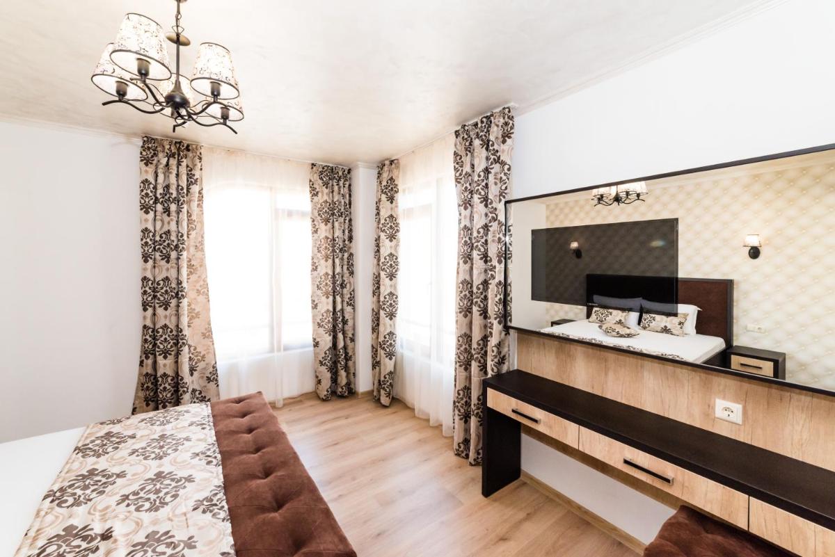Stela Apartments