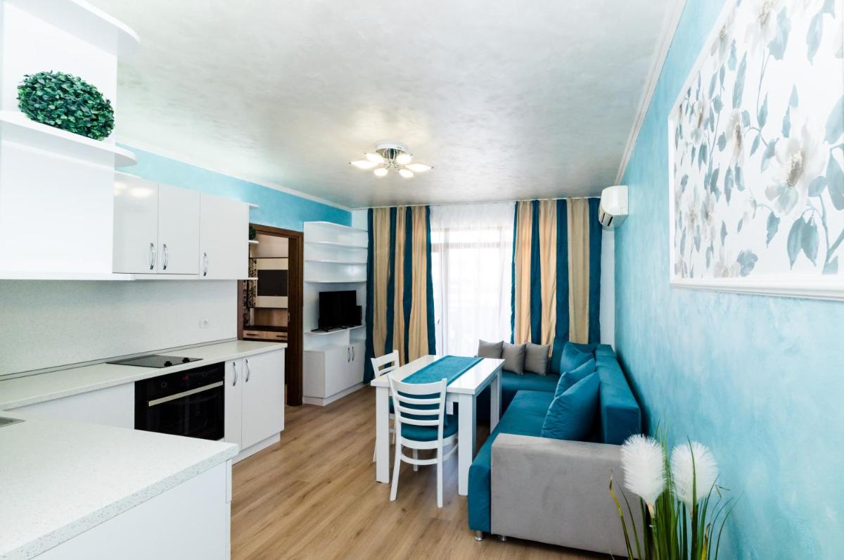 Stela Apartments