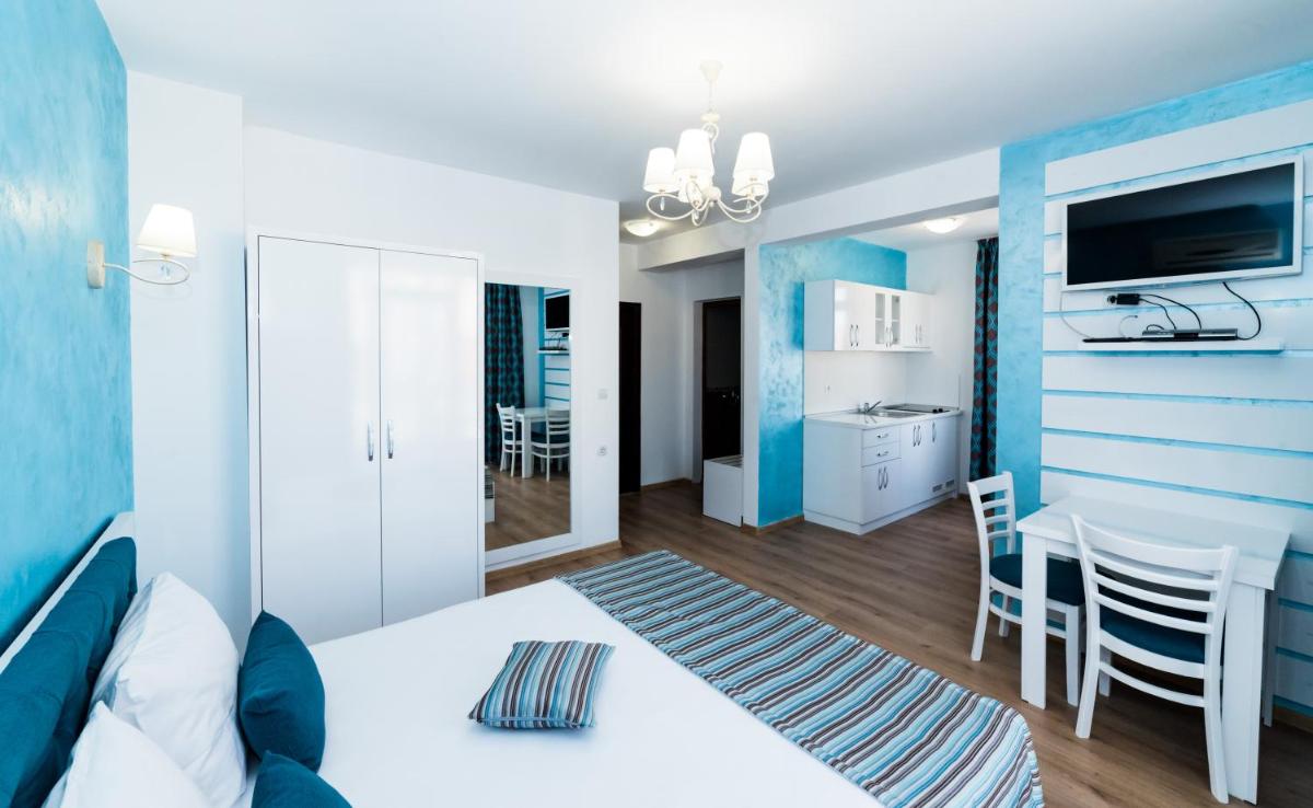Stela Apartments