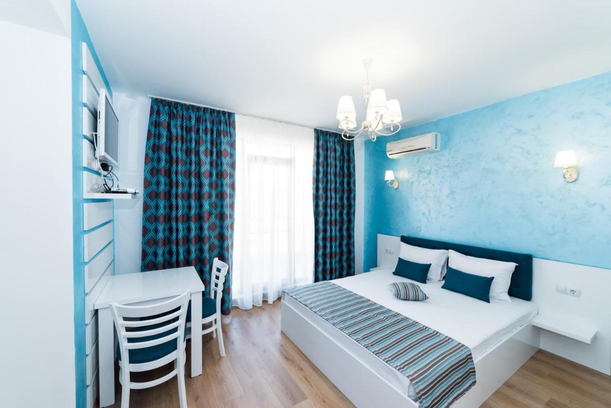 Stela Apartments