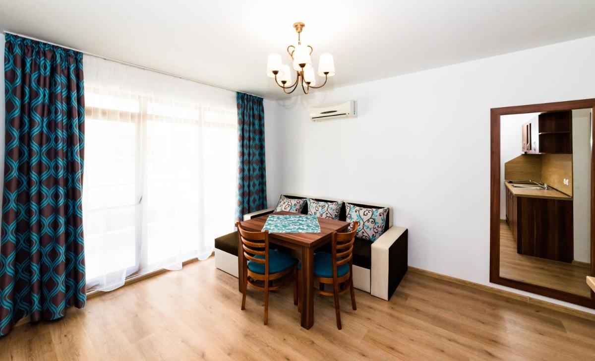 Stela Apartments
