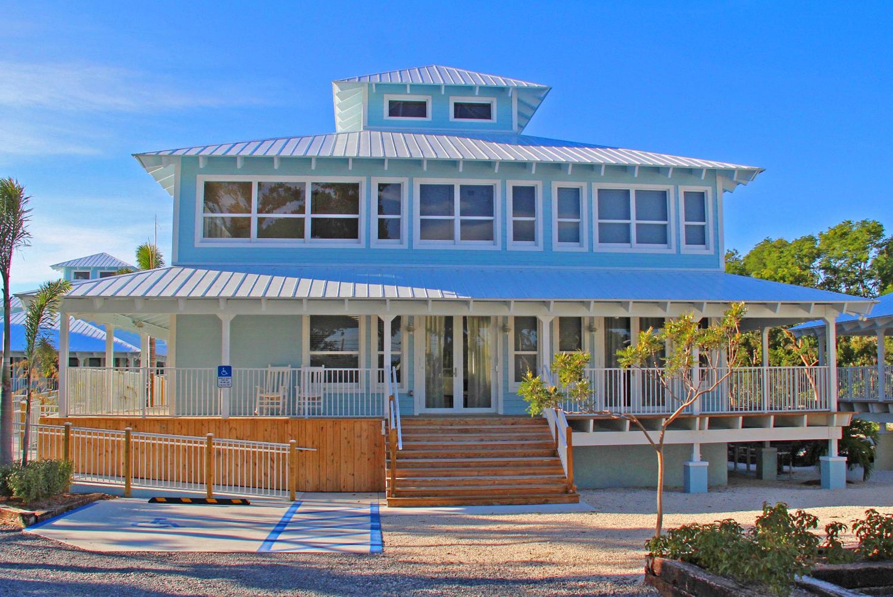 Dolphin Point Villas