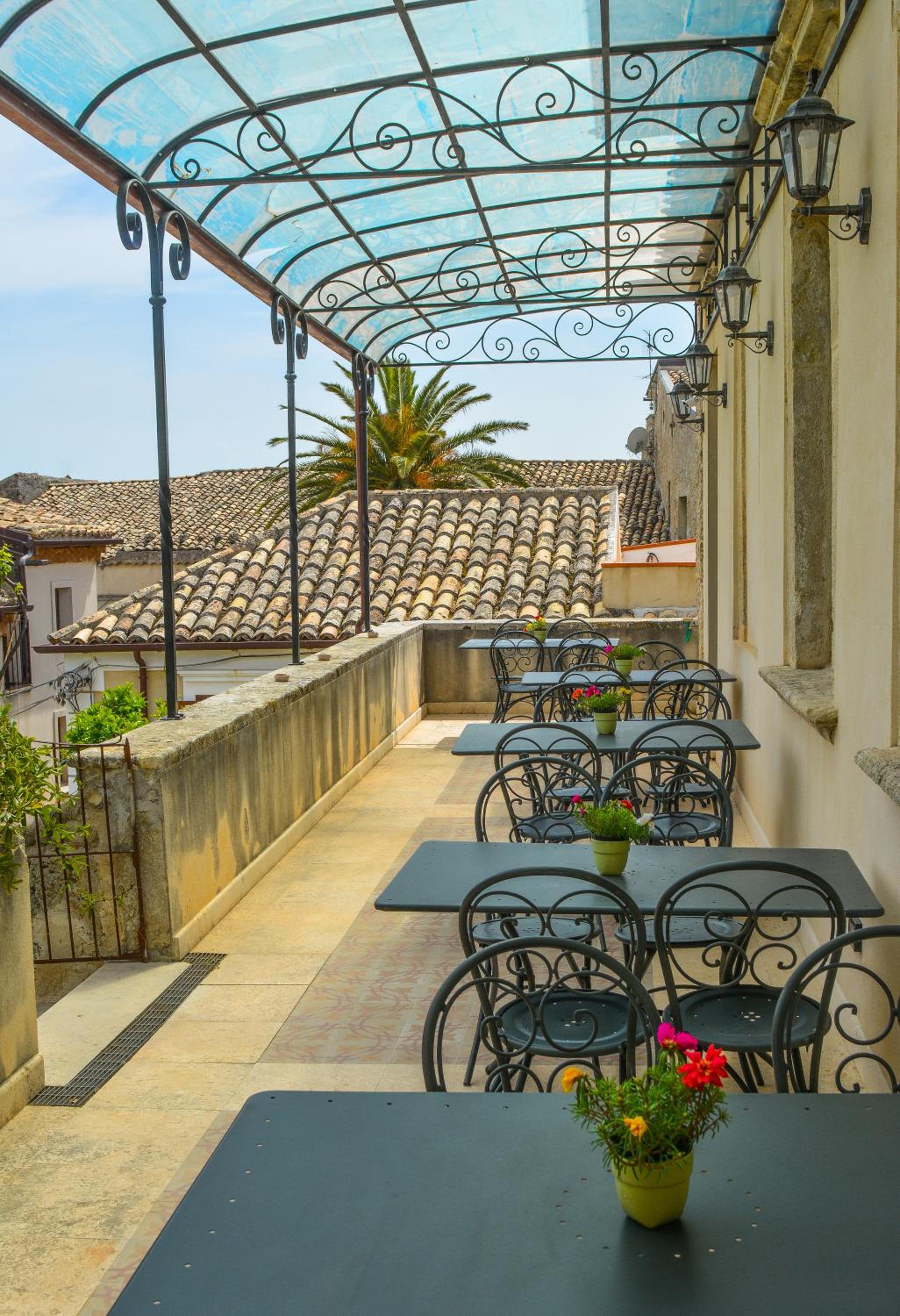 Palazzo Candida B&B