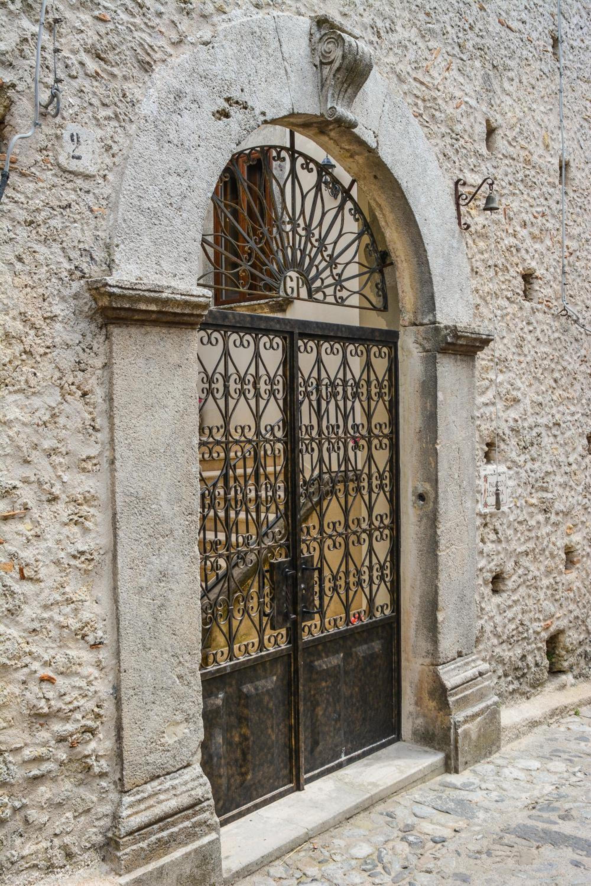 Palazzo Candida B&B