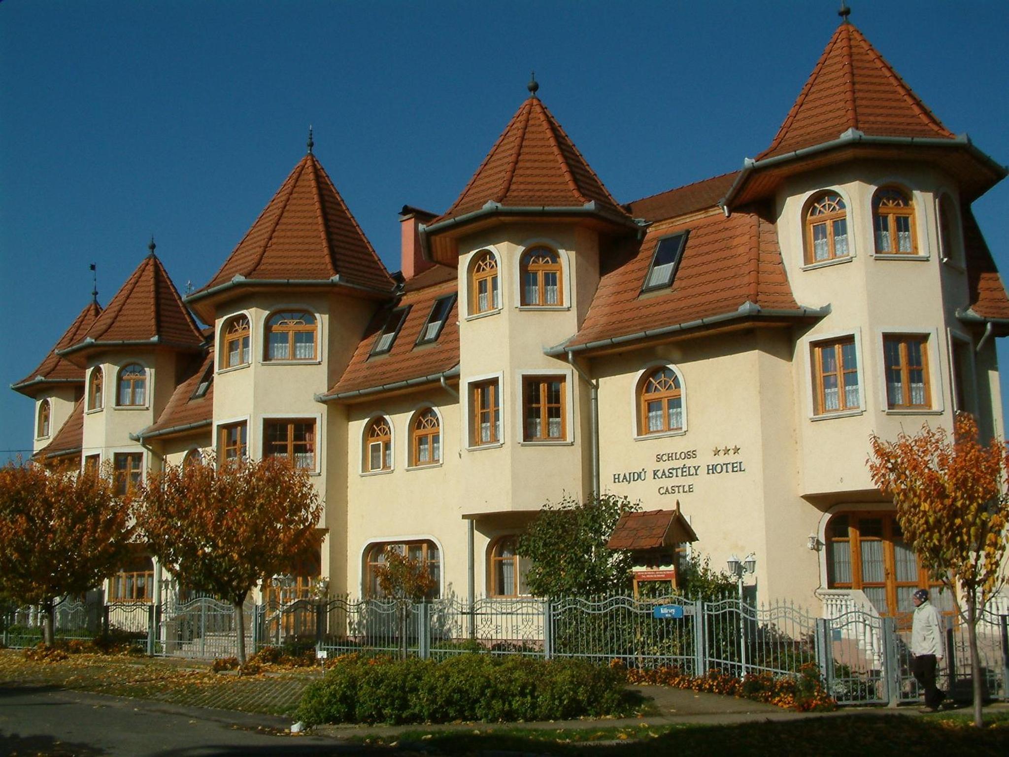 Hotel Hajdú Kastély Hotel - Image 1