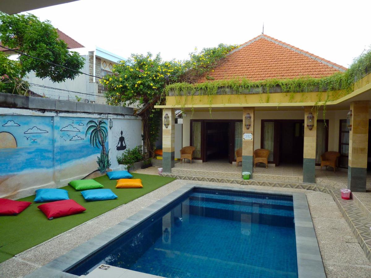 Hang Five Canggu Hostel