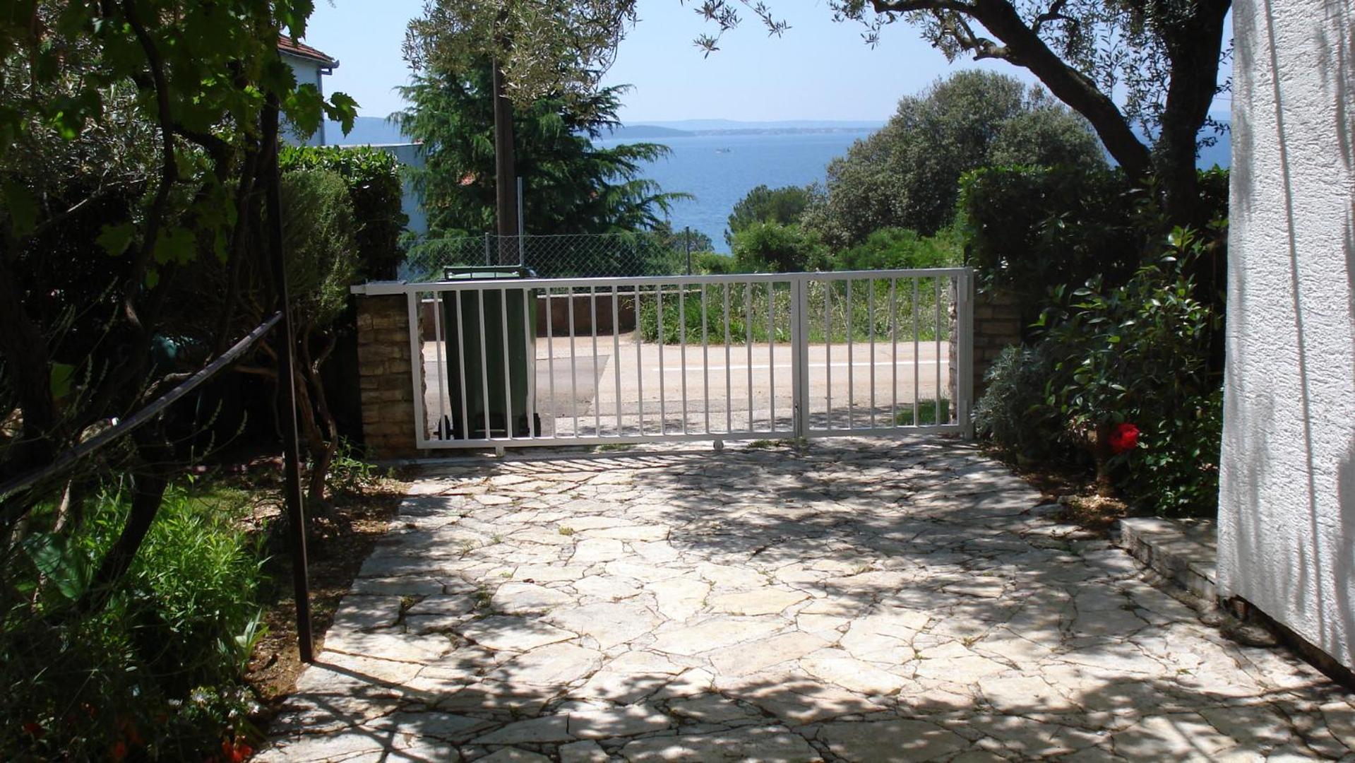 Apartments with garden view 4
