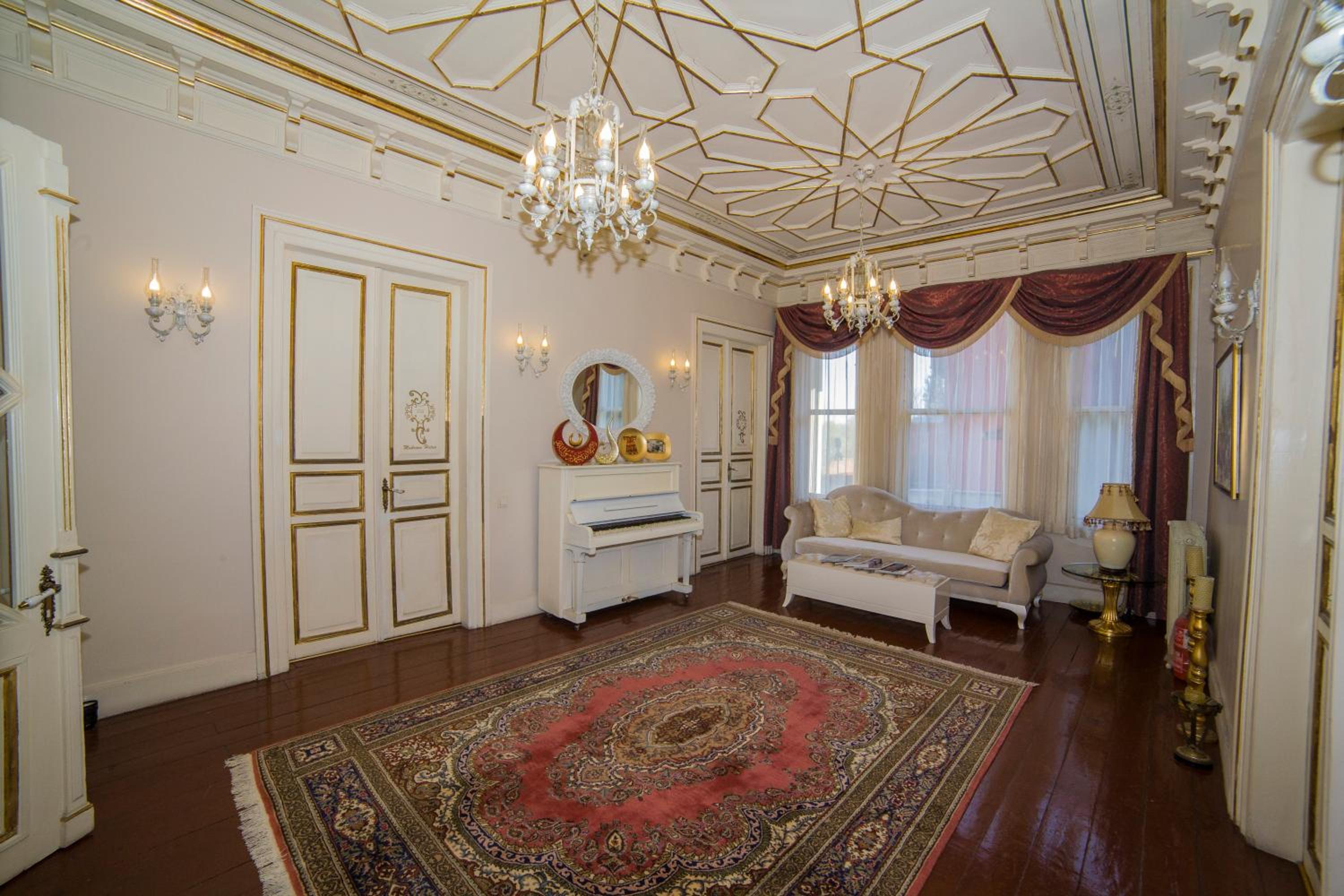 HHK Hotel - Image 12