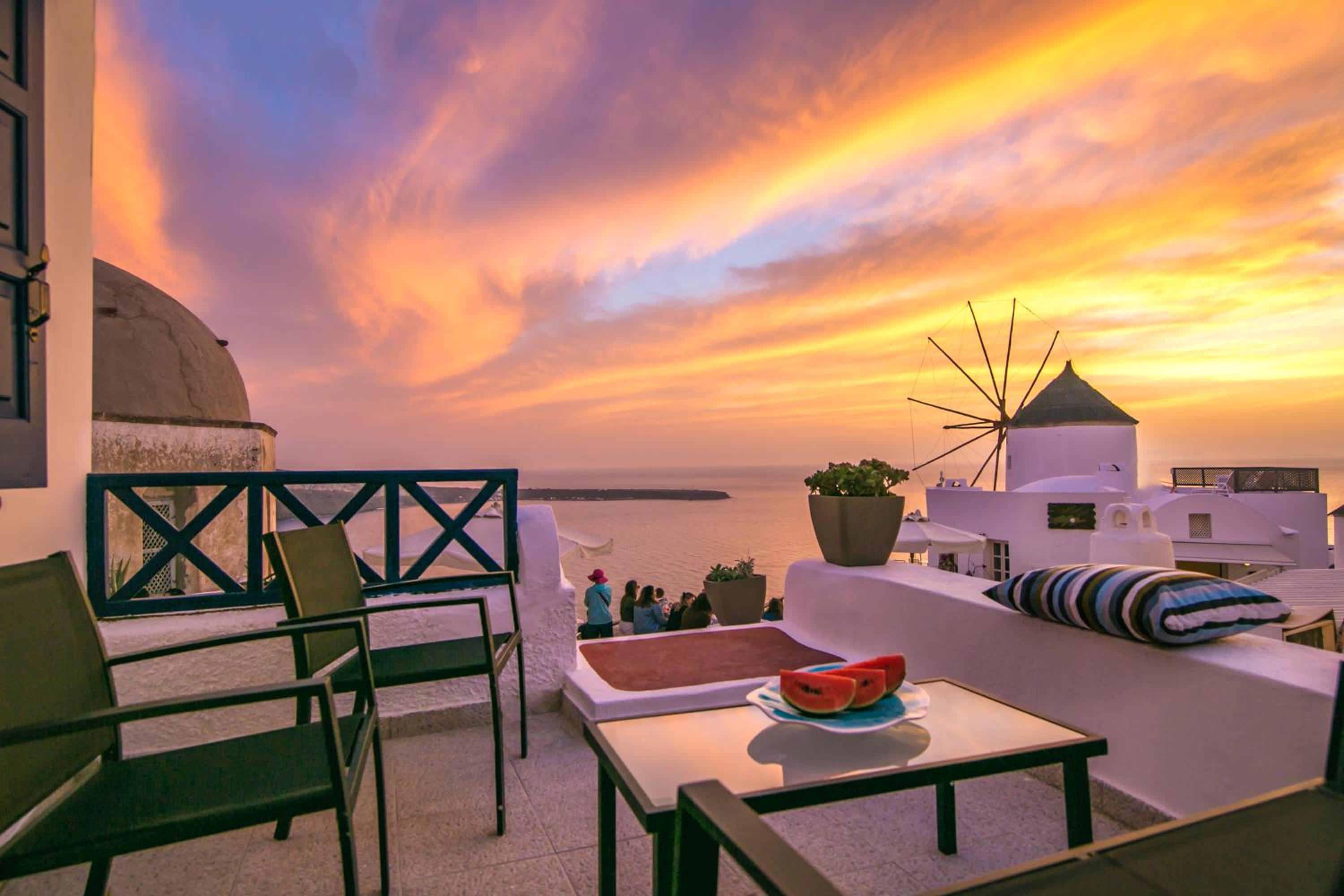 Evilio Houses Oia Santorini